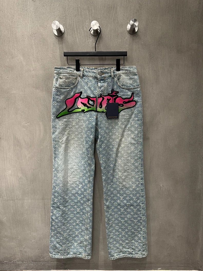 Louis Vuitton Louis Vuitton Flocked, doodle and presbyopic jeans Size US 33 - 1 Thumbnail