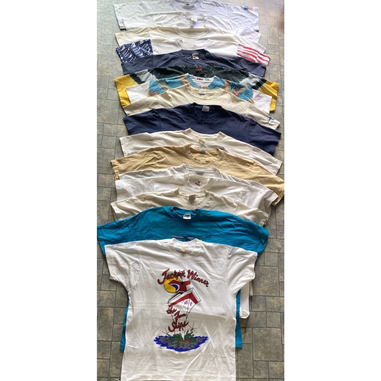 Vintage VINTAGE XL Shirt Lot Of 17 Rockies Oregon Carnival VJ Day Sun USA Steelers VTG Size US XL / EU 56 / 4 - 2 Thumbnail