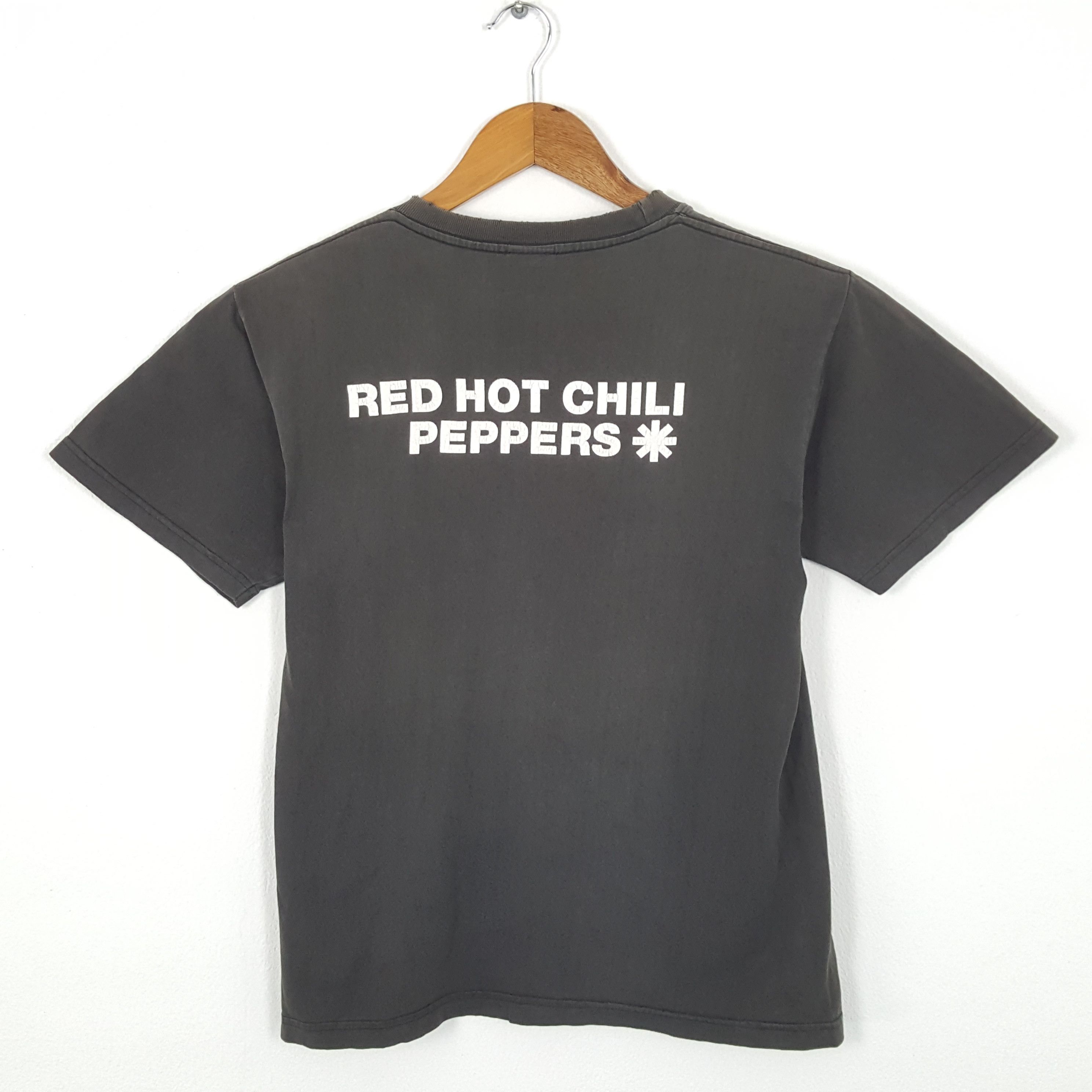 Band Tees × Vintage Vintage RED HOT CHILI PEPPERS American Rock Band T-Shirts Size US M / EU 48-50 / 2 - 3 Thumbnail