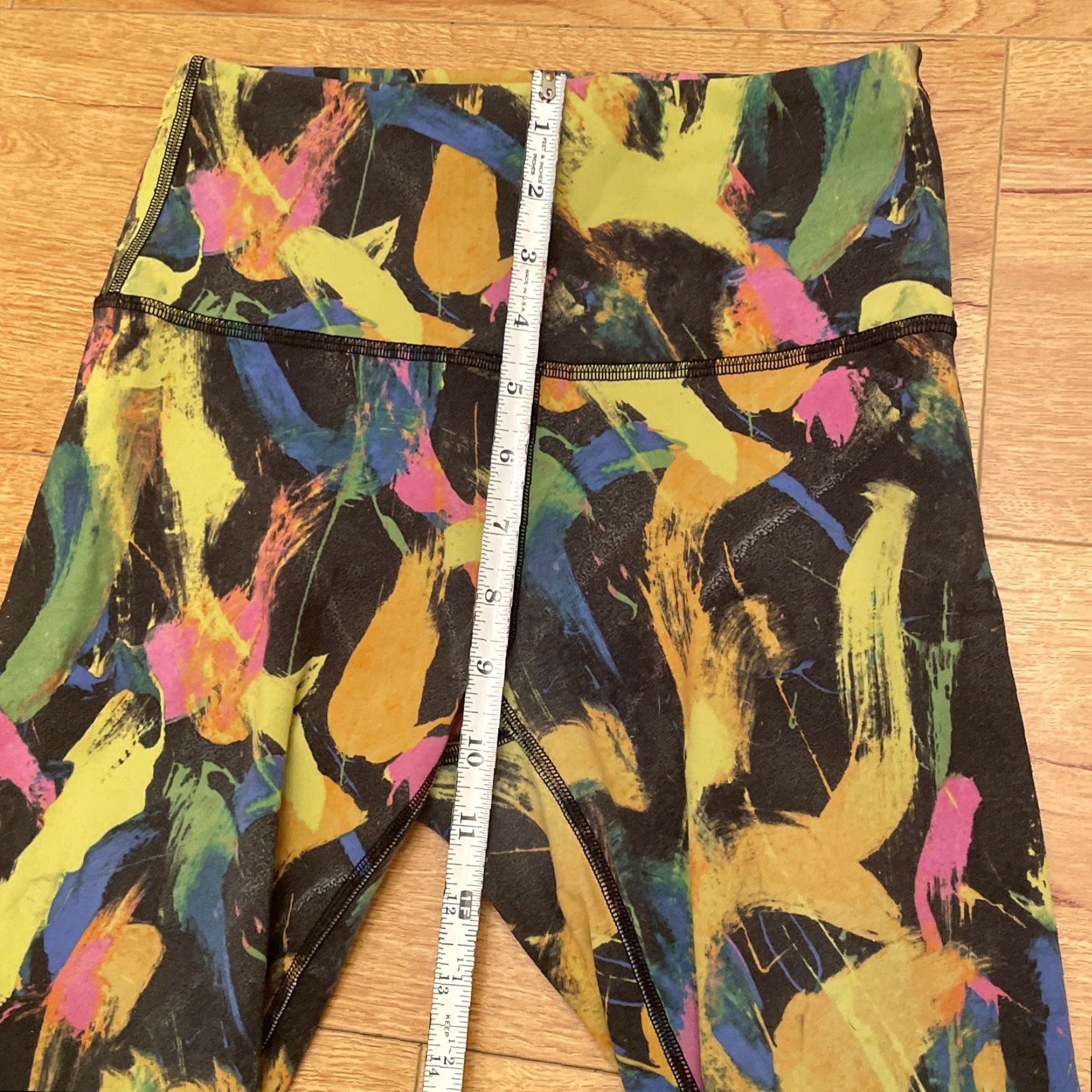 Lululemon LULULEMON Wunder Train High Rise Tight 25” Legging Undertone Black Multi Print Women Size 6 Activewear Athletic Skinny Leggings Size 28" / US 6 / IT 42 - 5 Thumbnail