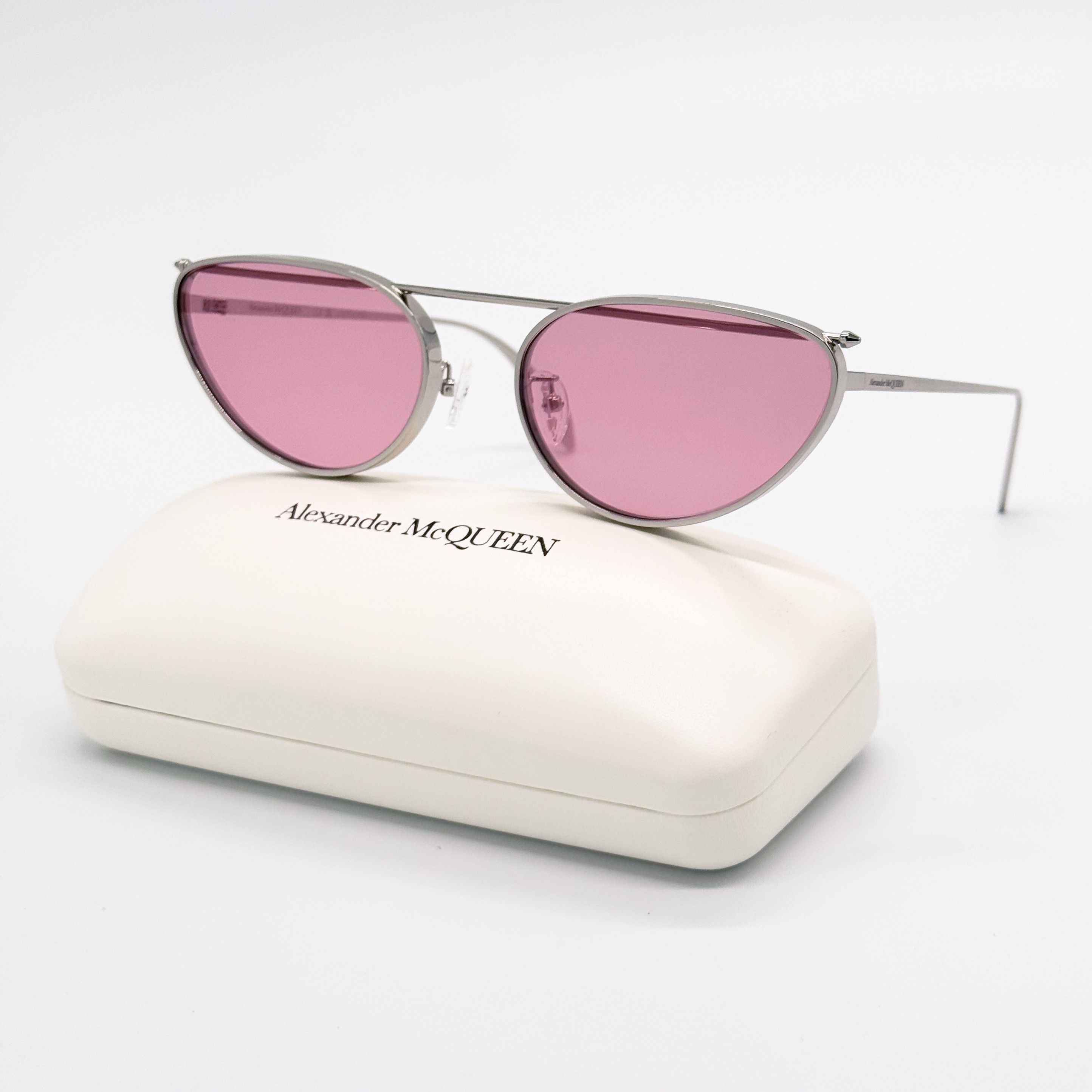サングラス ALEXANDER MCQUEEN Woman Sunglasses Ivory AM0426S 005 NEW AM0426S 005 ALEXANDER MCQUEEN IVORY WOMAN SUNGLASSES | eBay