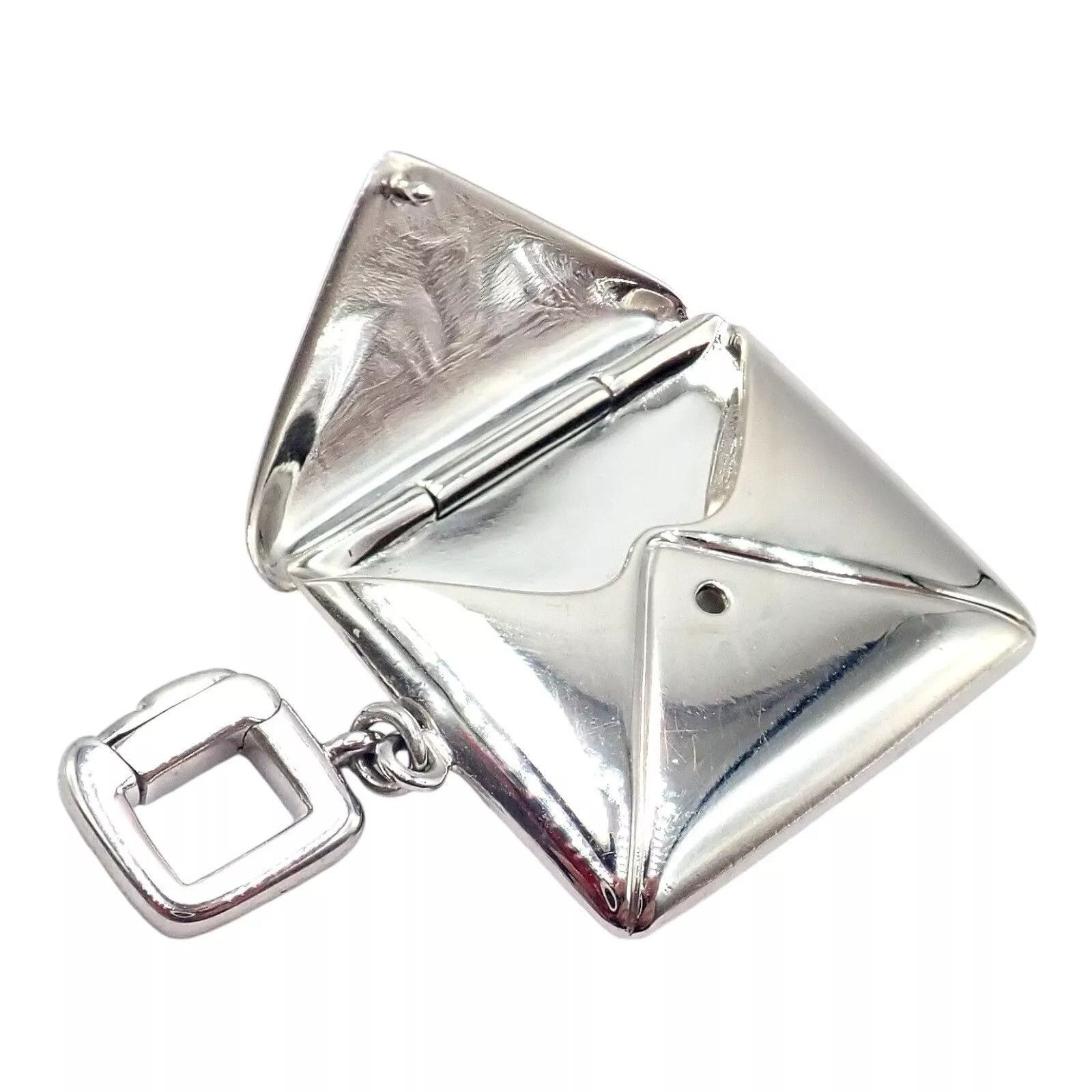 Louis Vuitton Louis Vuitton LV 18k Opening Envelope Letter Charm Pendant Size ONE SIZE - 7 Thumbnail