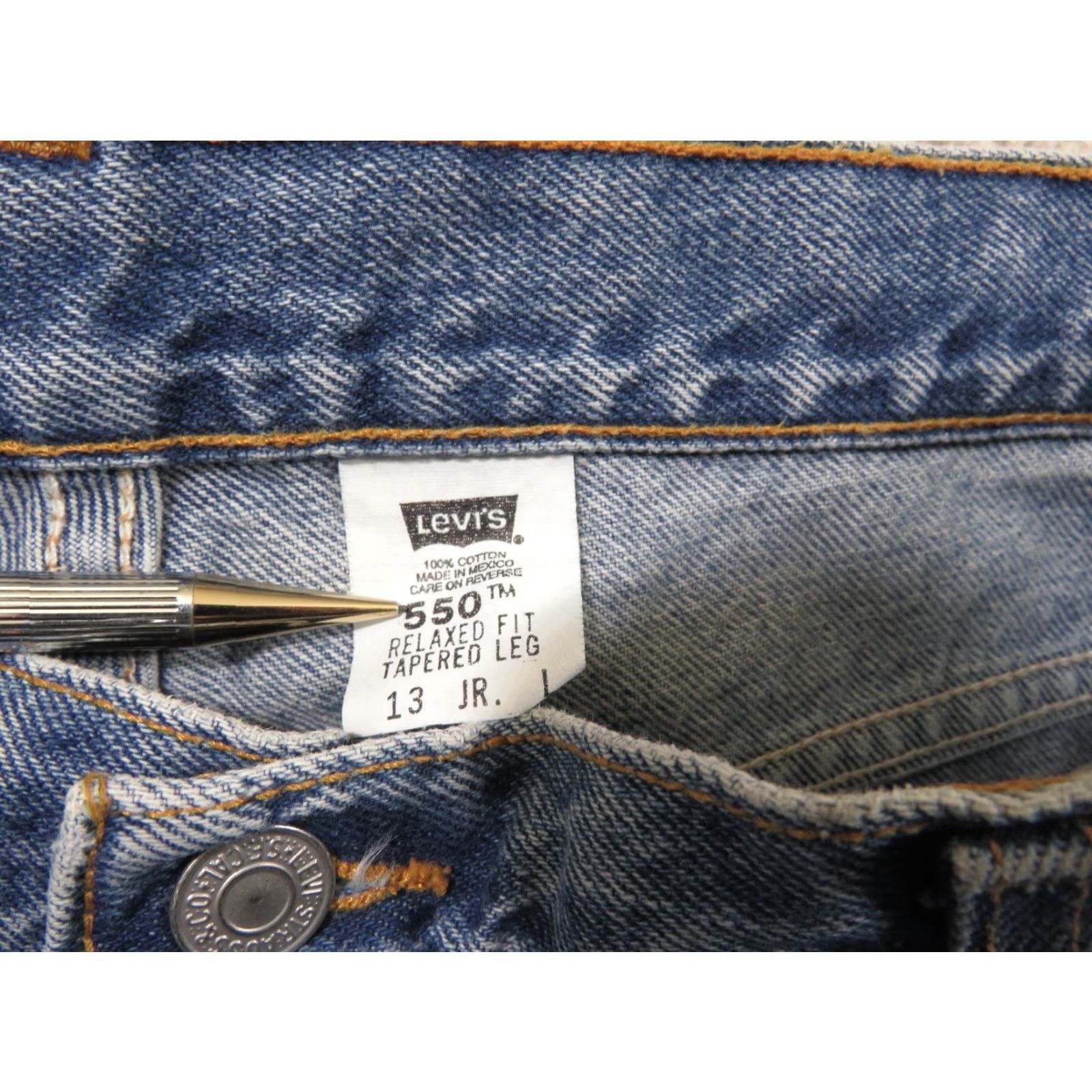Levi's VINTAGE Levi's 550 Jeans Denim Blue 31x32 Regular Inseam 32 Slim Fit Women 550 Straight 2000 Levis Red Tab Relaxed ลีก 13 JR L Size 34" / US 12 / IT 48 - 5 Thumbnail