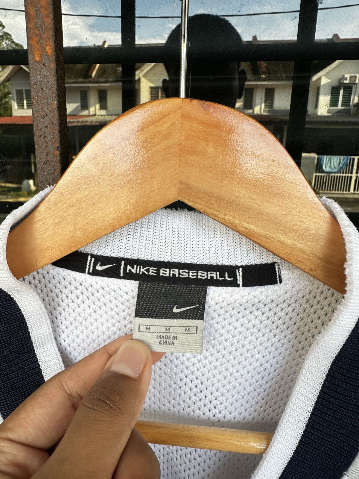 Nike 👹Vintage Faded Nike Baseball Baggy VNeck Sweater Size US M / EU 48-50 / 2 - 6 Thumbnail