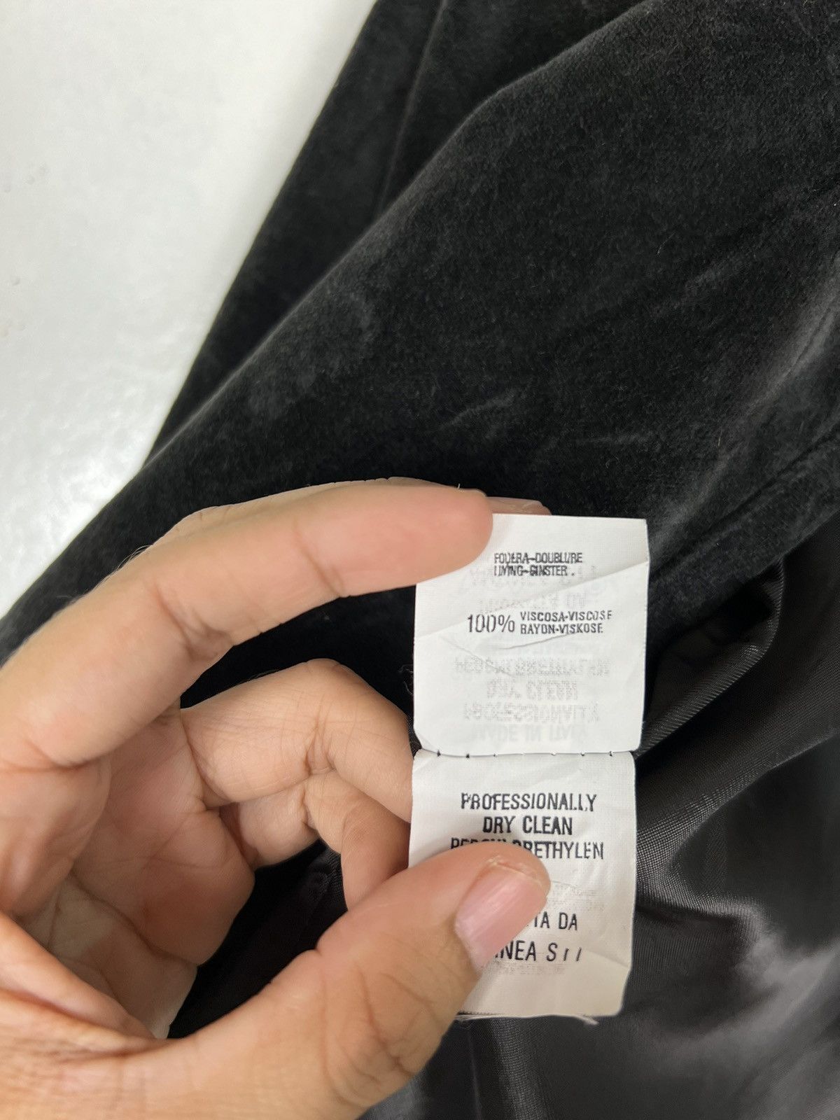 Armani 🔥EMPORIO ARMANI VELVET BLAZER FULL BUTTON JACKET MADE ITALY Size US M / EU 48-50 / 2 - 15 Thumbnail