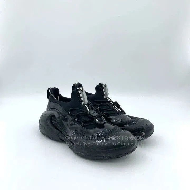Louis Vuitton Louis Vuitton Barracuda 39 Black Sneakers. Size US 6 / EU 39 - 2 Thumbnail