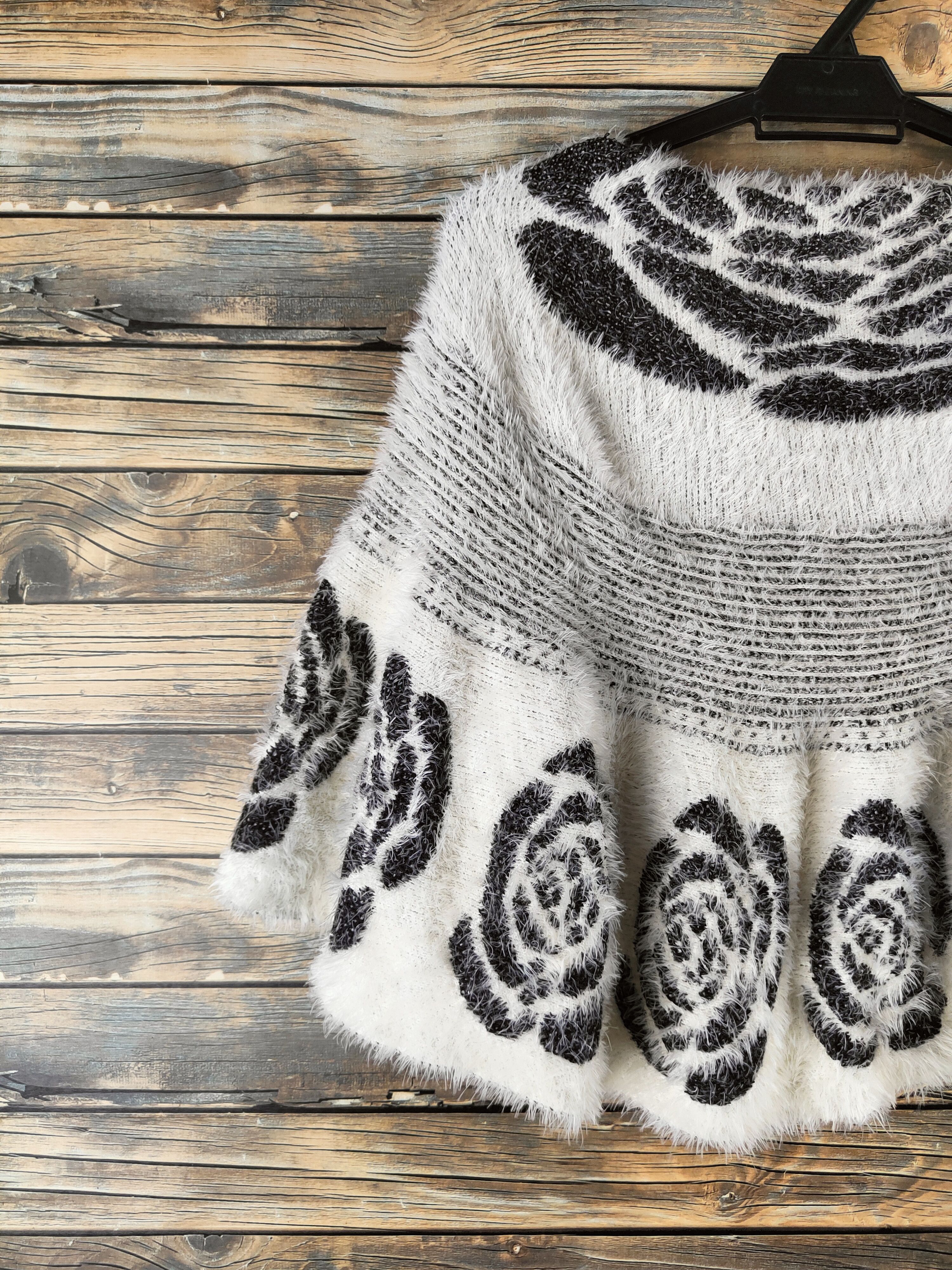 Japanese Brand DL Todo Black White Fur Mohair Knitwear #46-985 Size S / US 4 / IT 40 - 8 Thumbnail