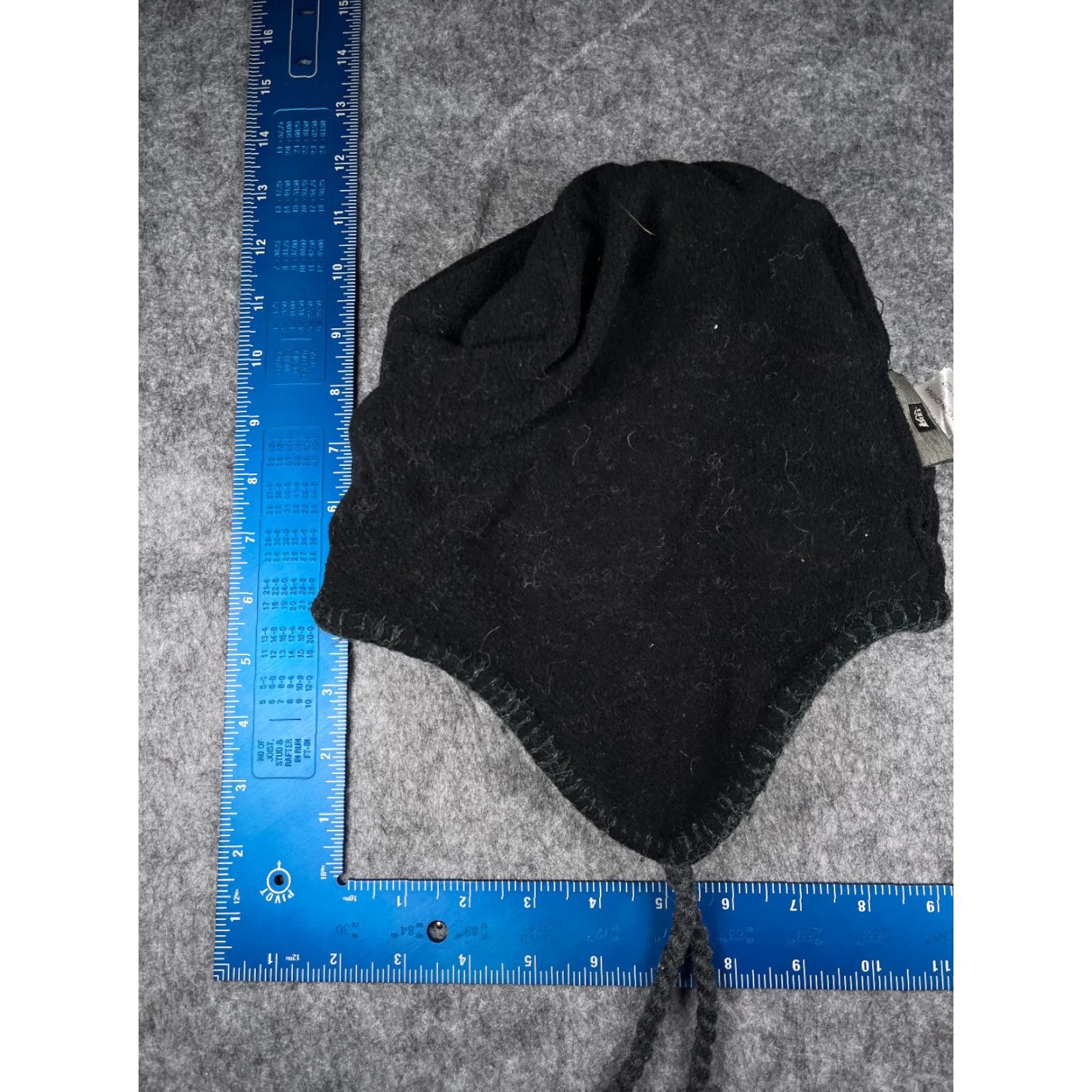 Vintage REI Beanie Adult Gray Knit Wool Blend Poly Lined Ear Flap Tassel Carded Pattern Striped Hat Mens Size One Size Fall Winter Spring Summer Casual Travel Size ONE SIZE - 6 Thumbnail