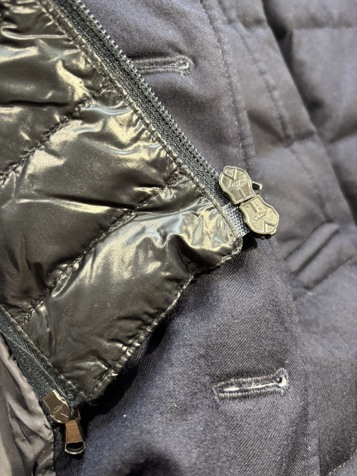 Moncler Moncler Vallier Quilted Down Coat Gray Wool Size 3 Size US M / EU 48-50 / 2 - 6 Thumbnail