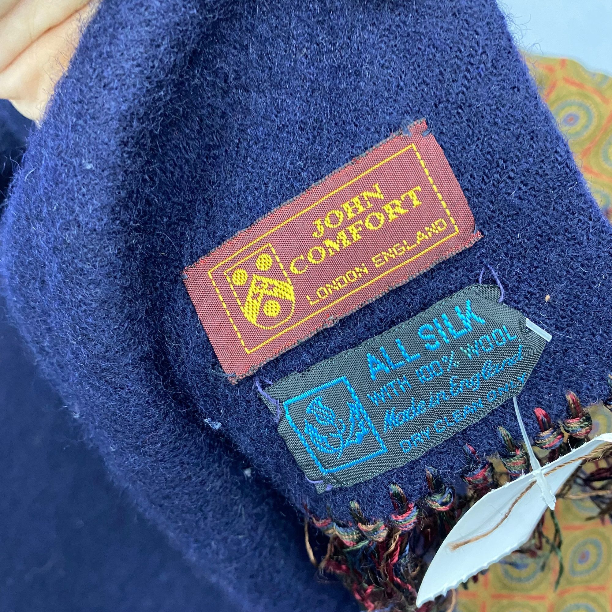 Japanese Brand Vintage John Comfort Scarf SILK Muffler Wool Scarves Size ONE SIZE - 4 Thumbnail