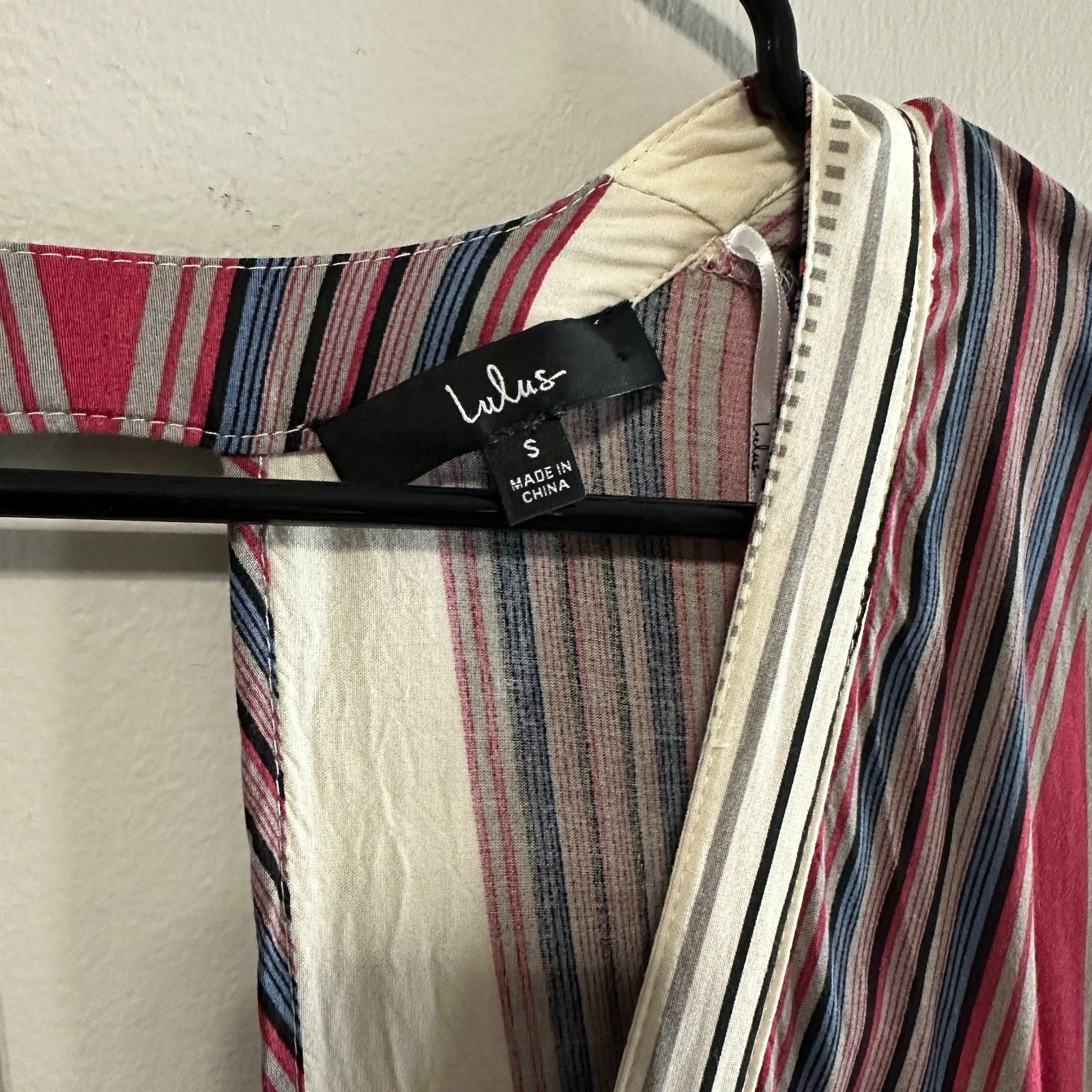 Lulus Lulus Montecito Maxi Dress Small V-Neck Kimono Red Boho Blue Size S / US 4 / IT 40 - 3 Thumbnail