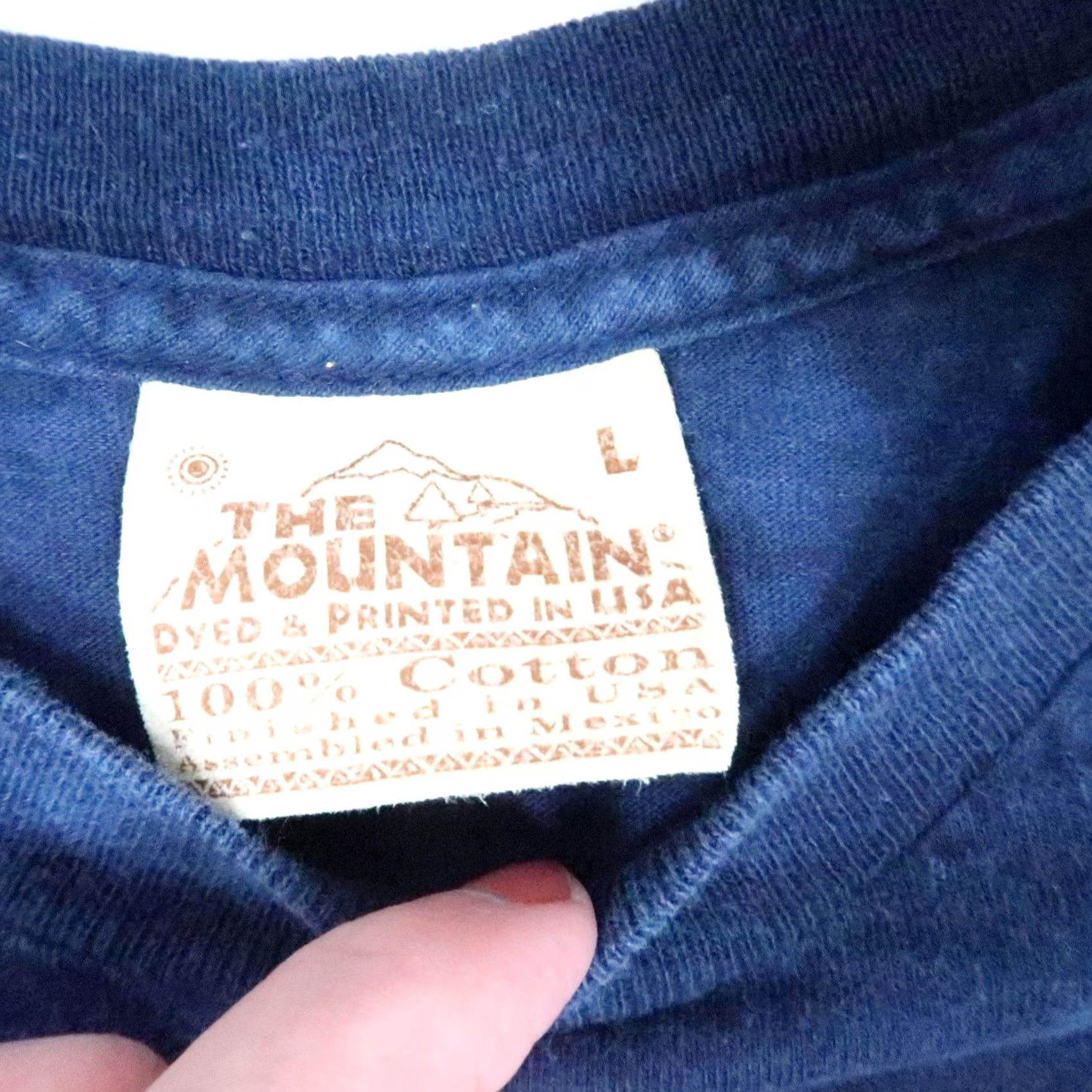 The Mountain VINTAGE The Mountain Monument Valley Arizona Navy Blue Long Sleeve Tee L Men Crew Neck 90s Cowboy Outdoor Moon Western Rock Cotton Shirt Size US L / EU 52-54 / 3 - 4 Thumbnail