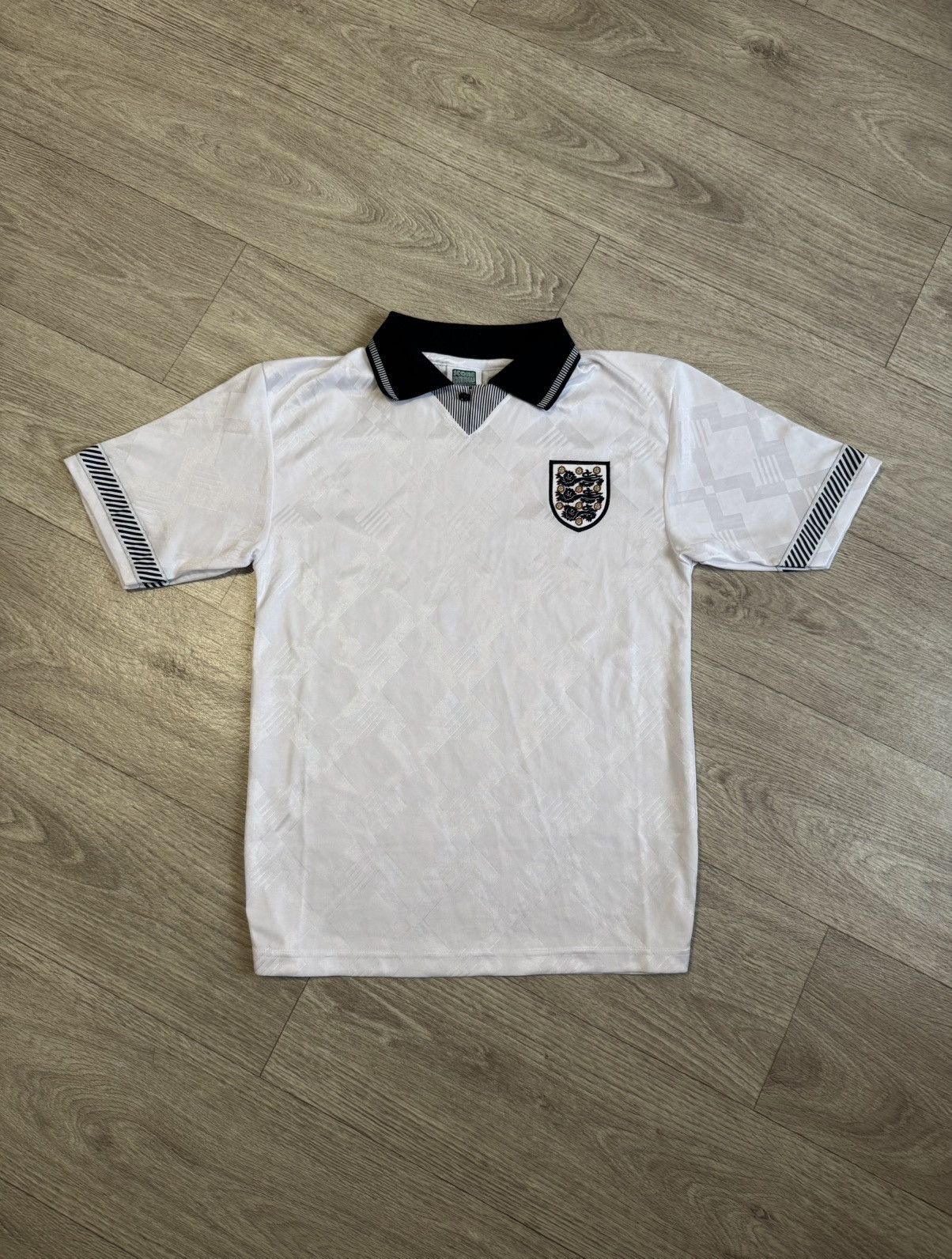Vintage 🔷Retro England 1990/92 Soccer jersey🔷 Size US S / EU 44-46 / 1 - 1 Thumbnail