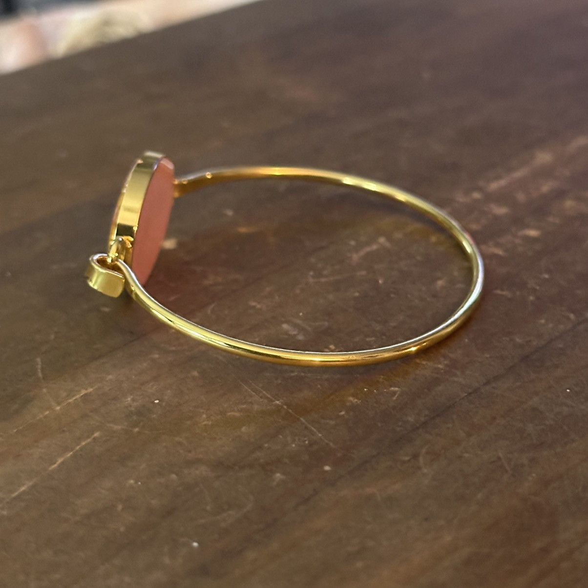 Other Gold tone dried flowers resin hook bangle bracelet Size ONE SIZE - 8 Thumbnail