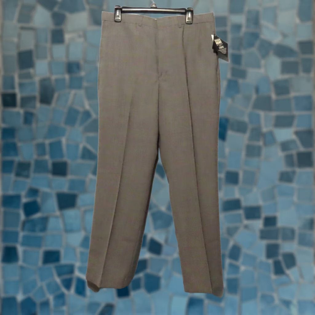 Vintage Towncraft Dress Pants Mens 36 X 31 Gray Flat Front Straight Leg Wool Blend Wet Weather New Wrinkle Free Dress Pants Regular Mens Size US 36 / EU 52 - 1 Thumbnail