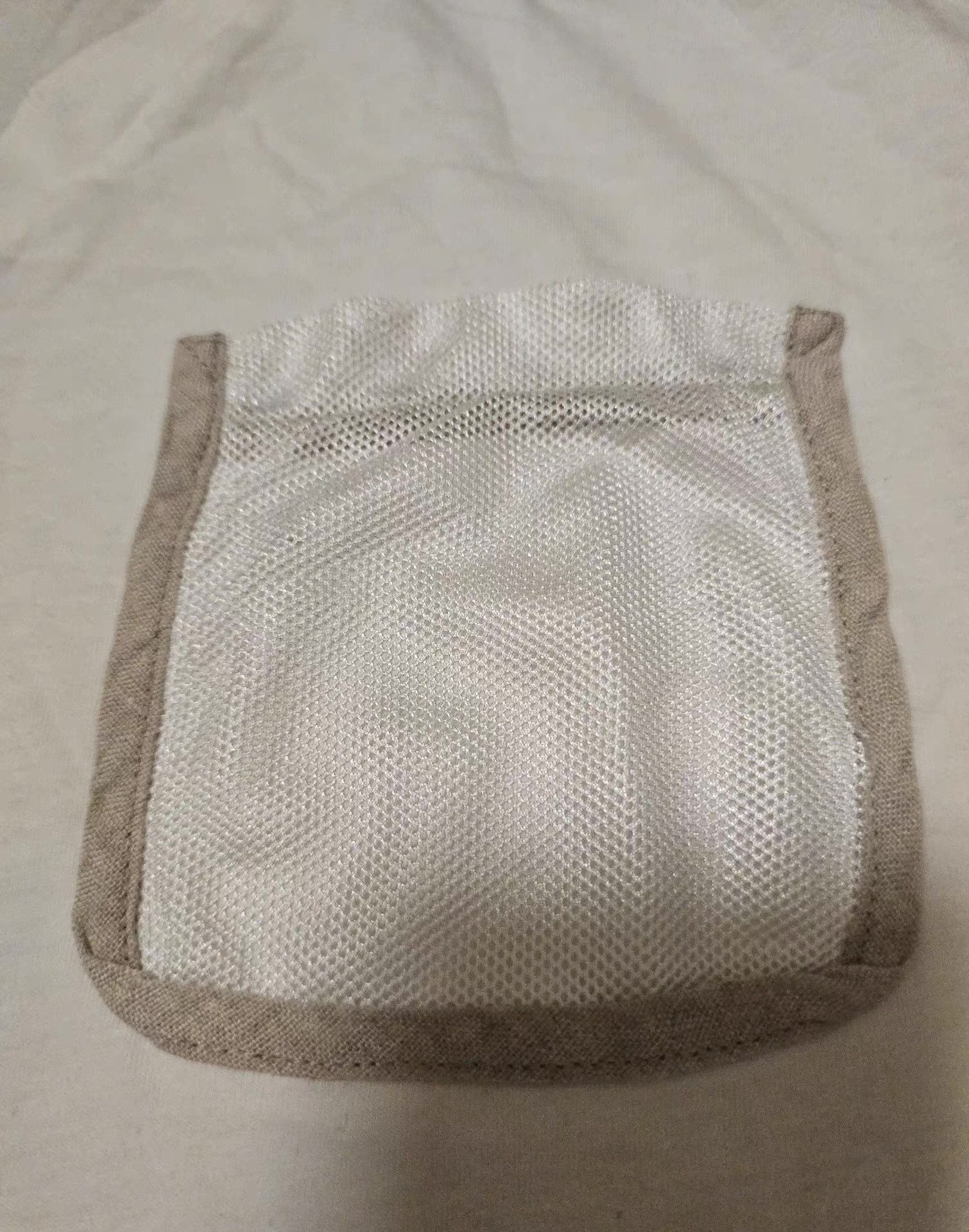 Dior Dior White V-neck Short Sleeve T-shirt Q4 Size US S / EU 44-46 / 1 - 3 Thumbnail