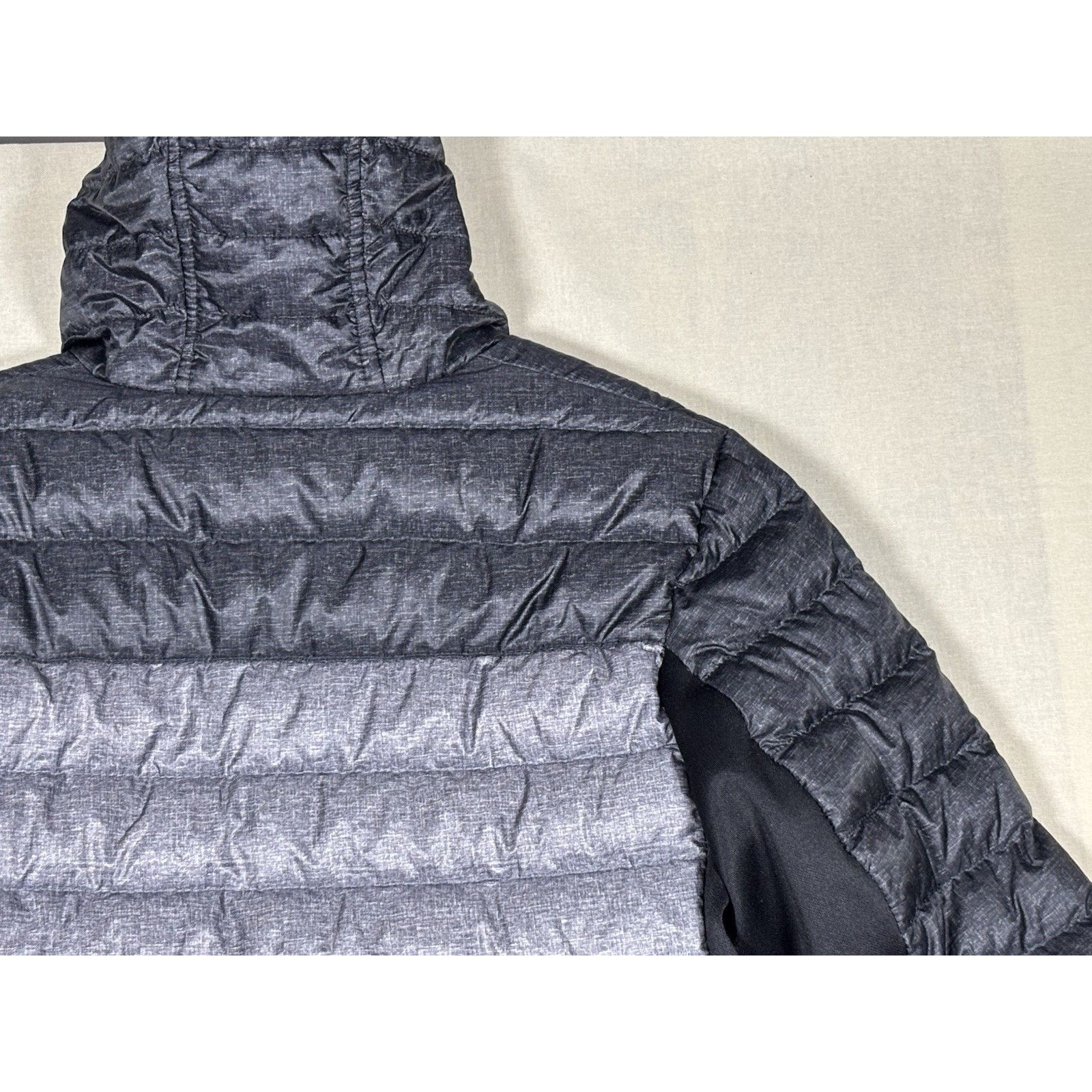 The Unbranded Brand Gerry Kids Puffer Jacket XS 5/6 Gray Black Hooded Down Size US XS / EU 42 / 0 - 23 Thumbnail