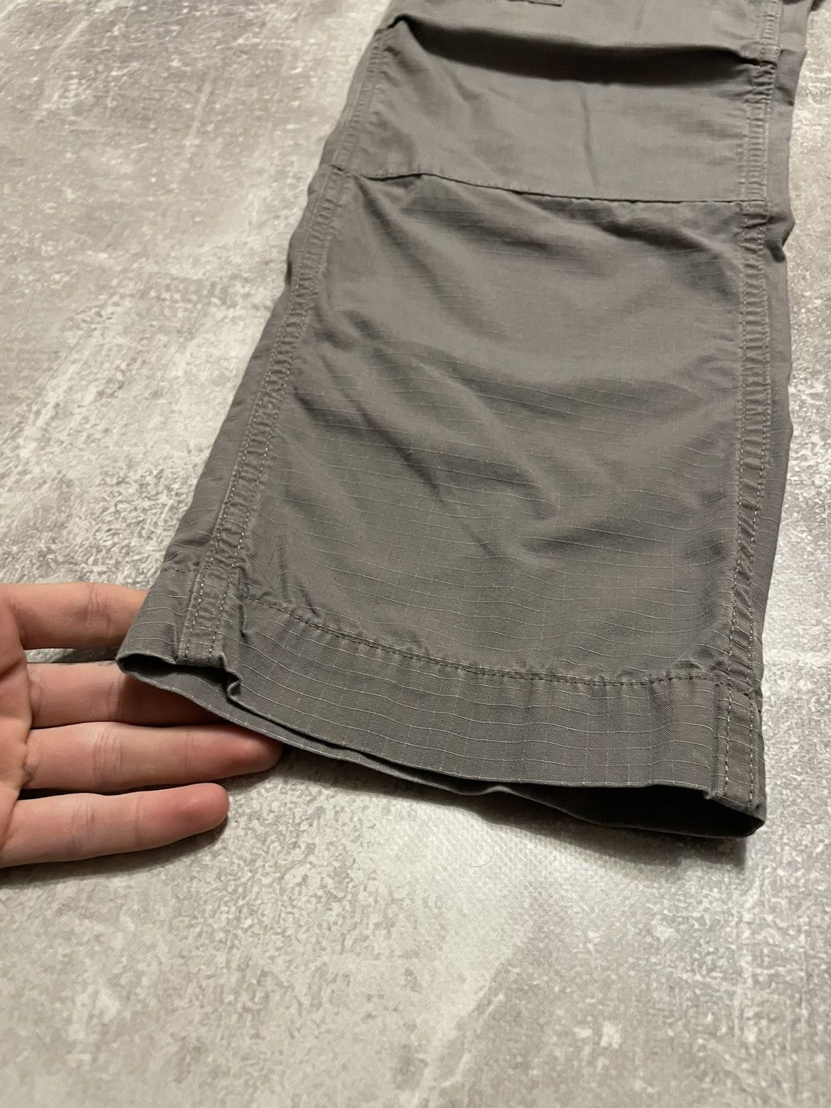 Carhartt × Carhartt Wip × Vintage Vintage Carhartt Cargo Regular Pants 29/32 Size US 29 - 5 Thumbnail