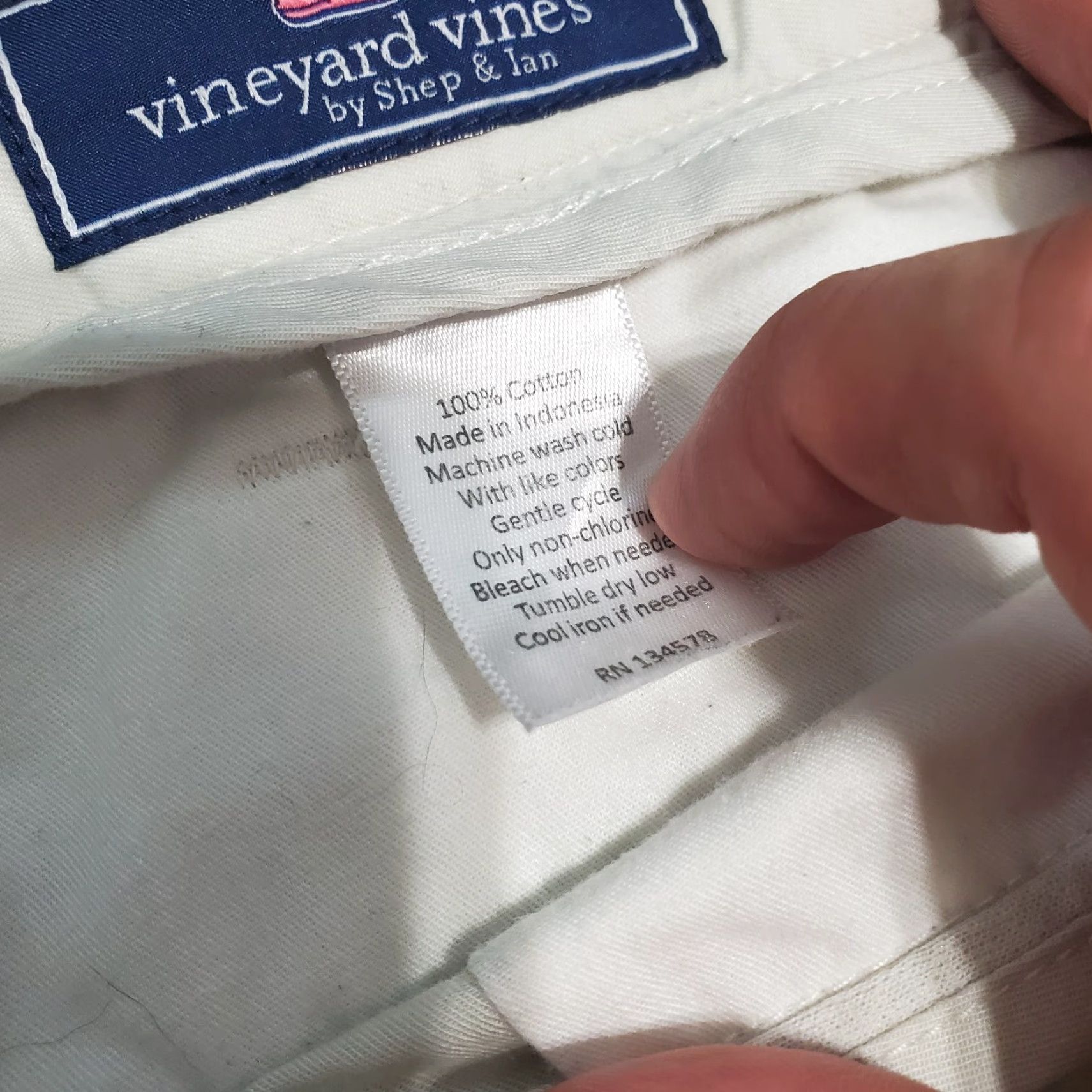 Vineyard Vines Vineyard Vines Mens Club Shorts 42 Beige Chino Cotton Regular Zip Button Logo Slas 9in Inseam Peter Style Preppy Mens Size US 42 / EU 58 - 7 Thumbnail