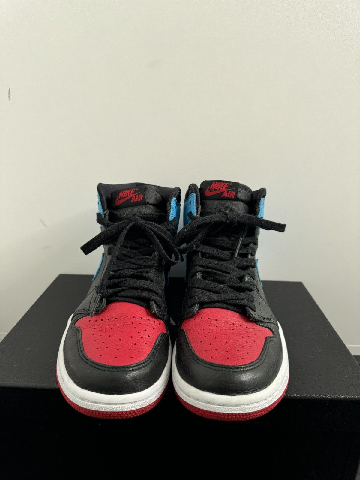 Nike Air Jordan 1 Retro High OG “UNC to Chicago” sneakers Size US 8 / IT 38 - 2 Thumbnail