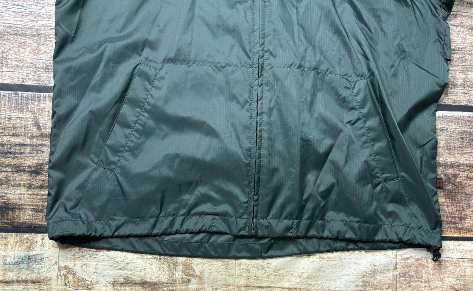 Woolrich Woolen Mills VTG Woolrich Nylon Jacket Men's Large Tuckaway Hood Size US L / EU 52-54 / 3 - 5 Thumbnail