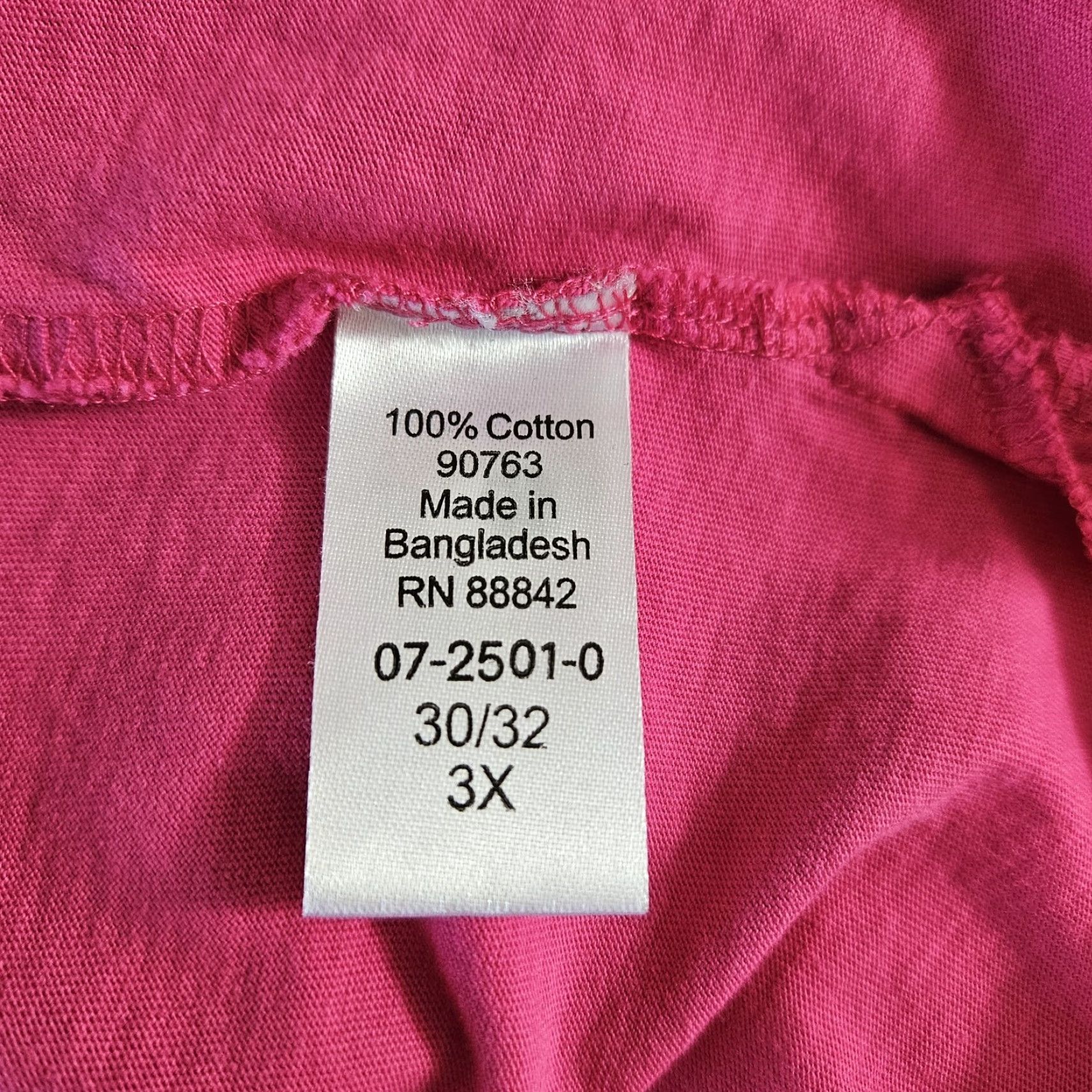 Vintage VINTAGE? No. Woman Within Womens Top 3X Pink Cotton Short Sleeve V-Neck Shirt Womens Plus Size 3X Pink Cotton V-Neck Short Sleeve Shirt Size XXL / US 16-18 / IT 52-54 - 4 Thumbnail