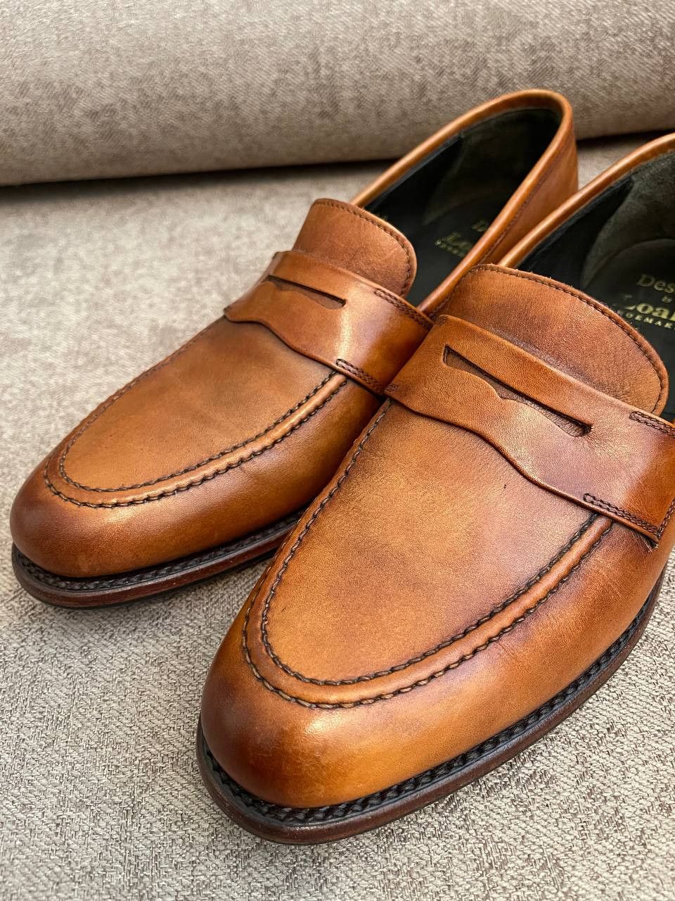 Loake LOAKE LOAFER WIGGINS TAN PENNY / size 44,M10 Size US 11 / EU 44 - 3 Thumbnail