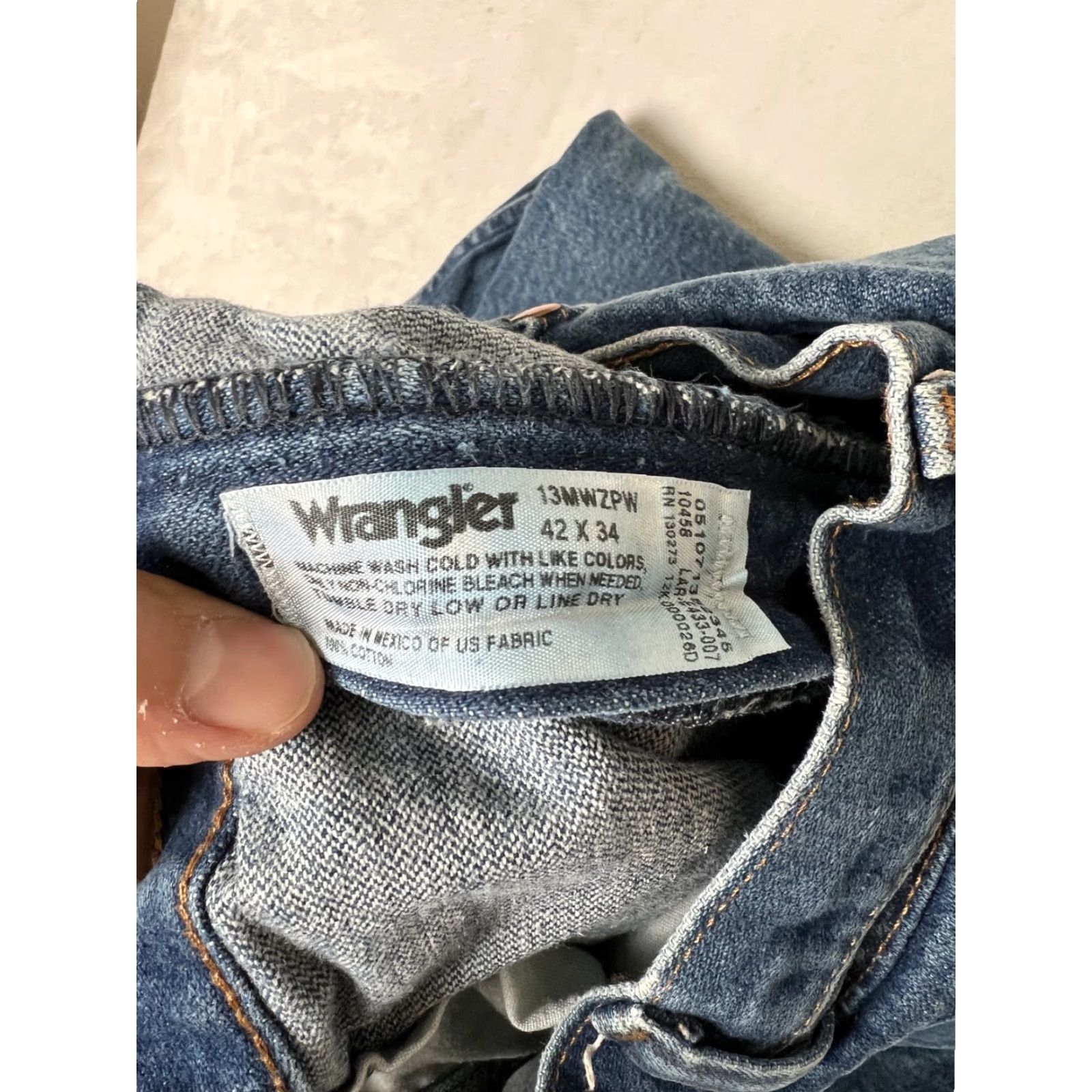 Wrangler VINTAGE Wrangler 13MWZ Jeans Blue Denim 40x34 Regular Fit Cowboy Rodeo Mens Size US 40 / EU 56 - 5 Thumbnail