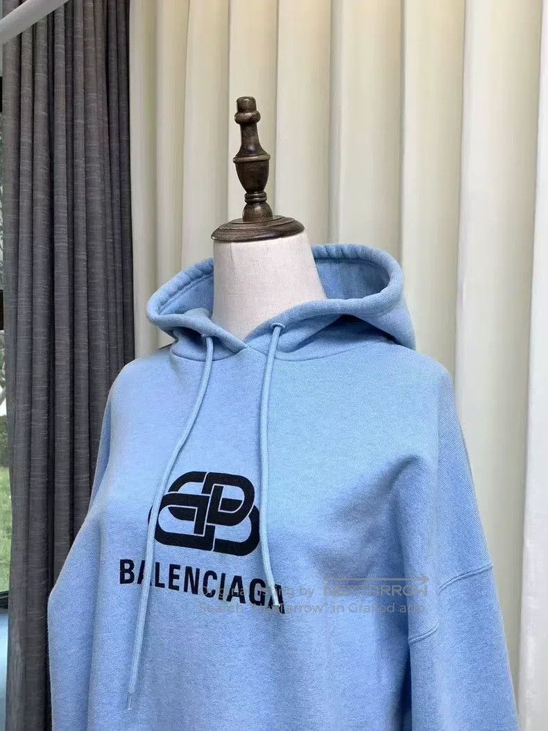 Balenciaga Balenciaga Hooded Sweatshirt Size US S / EU 44-46 / 1 - 2 Thumbnail