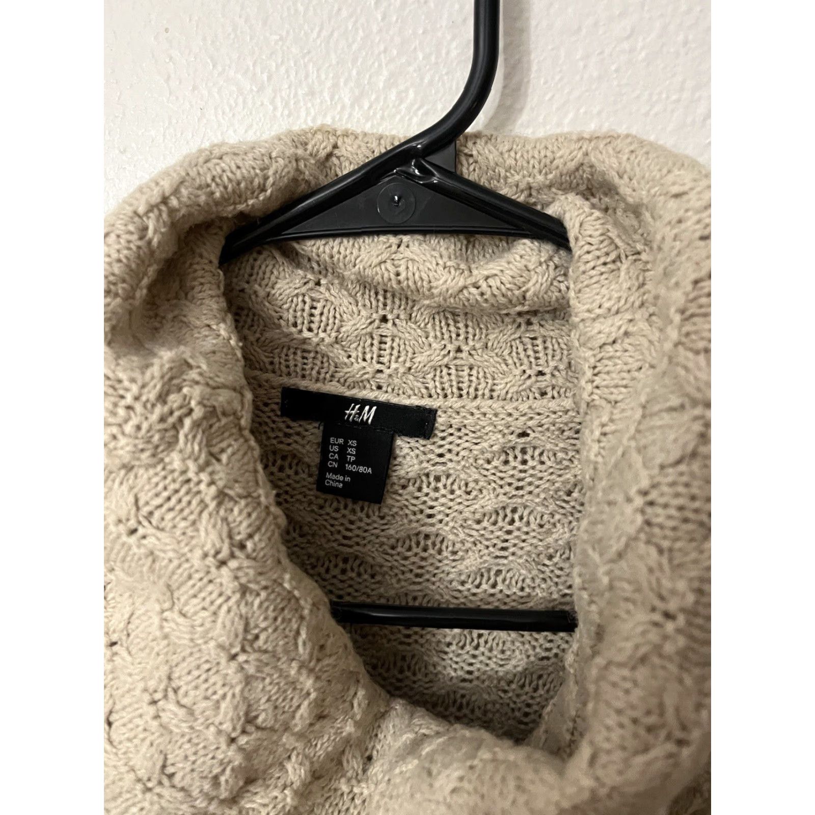 H&M H&M Crew Neck Beige Brown Oversized Sweater XS Women Regular Size Pullover Soft 90s Vintage? Size XS / US 0-2 / IT 36-38 - 2 Thumbnail