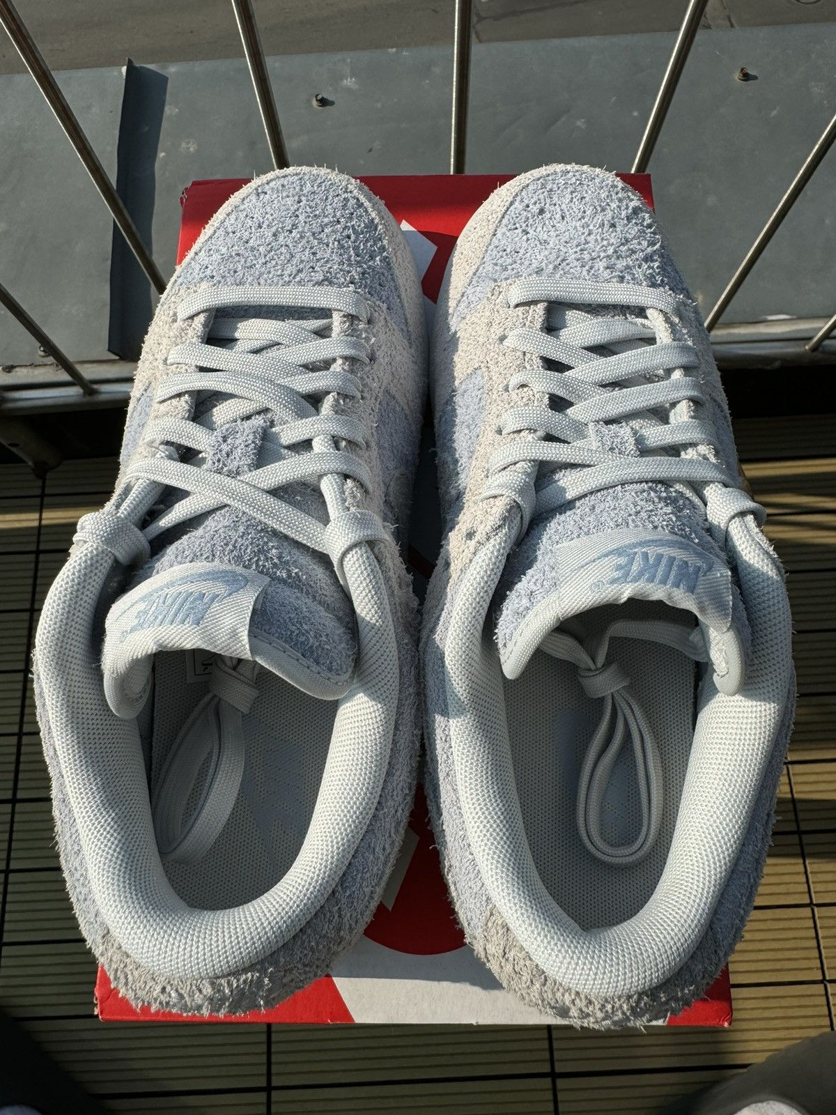 Nike Nike Dunk Low Light Armory Blue Photon Dust 38 EU FZ3779-025 Size US 7 / IT 37 - 3 Thumbnail