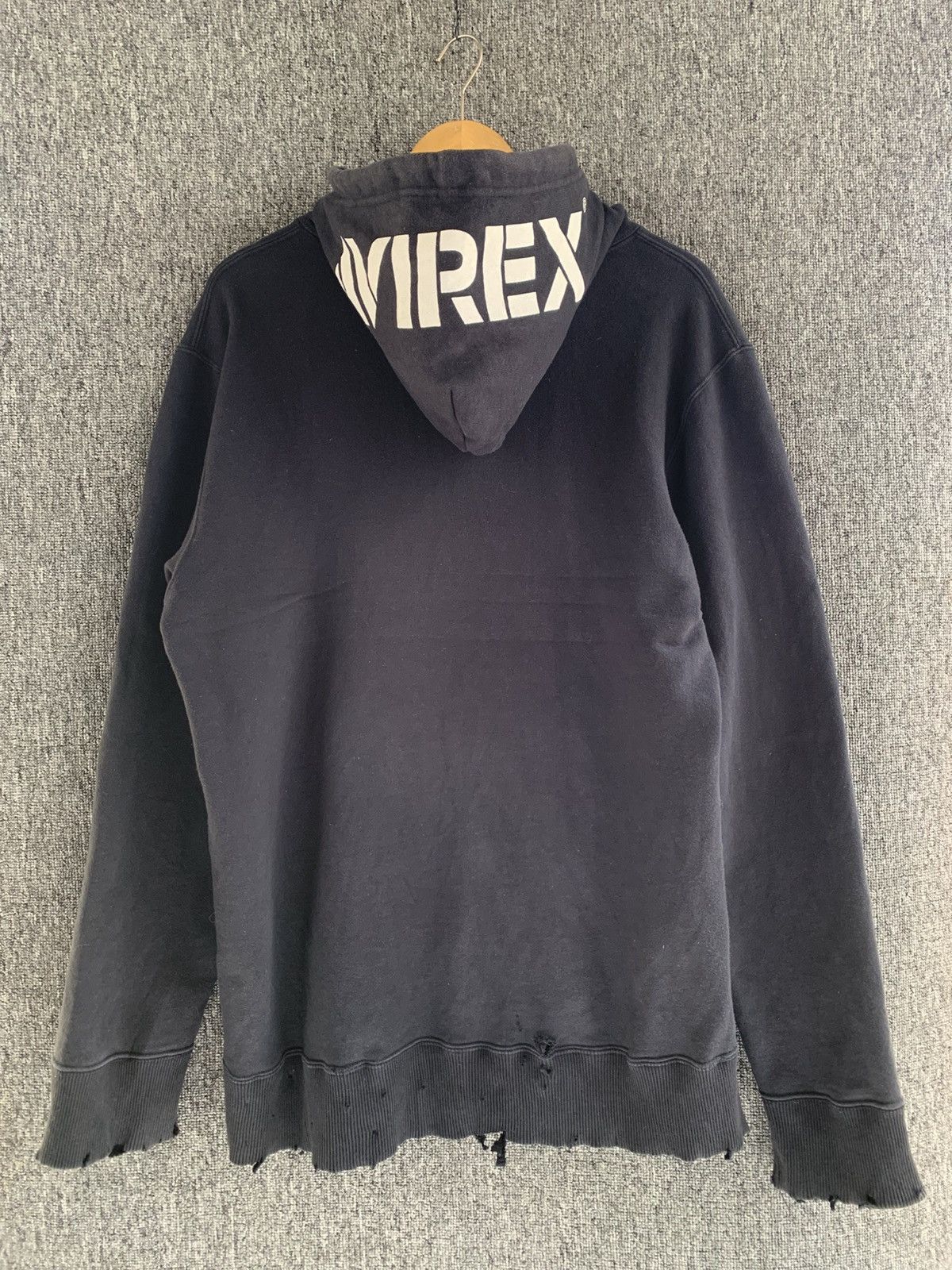 Avirex Avirex Sick Distressed Vtg Millitary Hoodie Jacket Size US XL / EU 56 / 4 - 3 Thumbnail