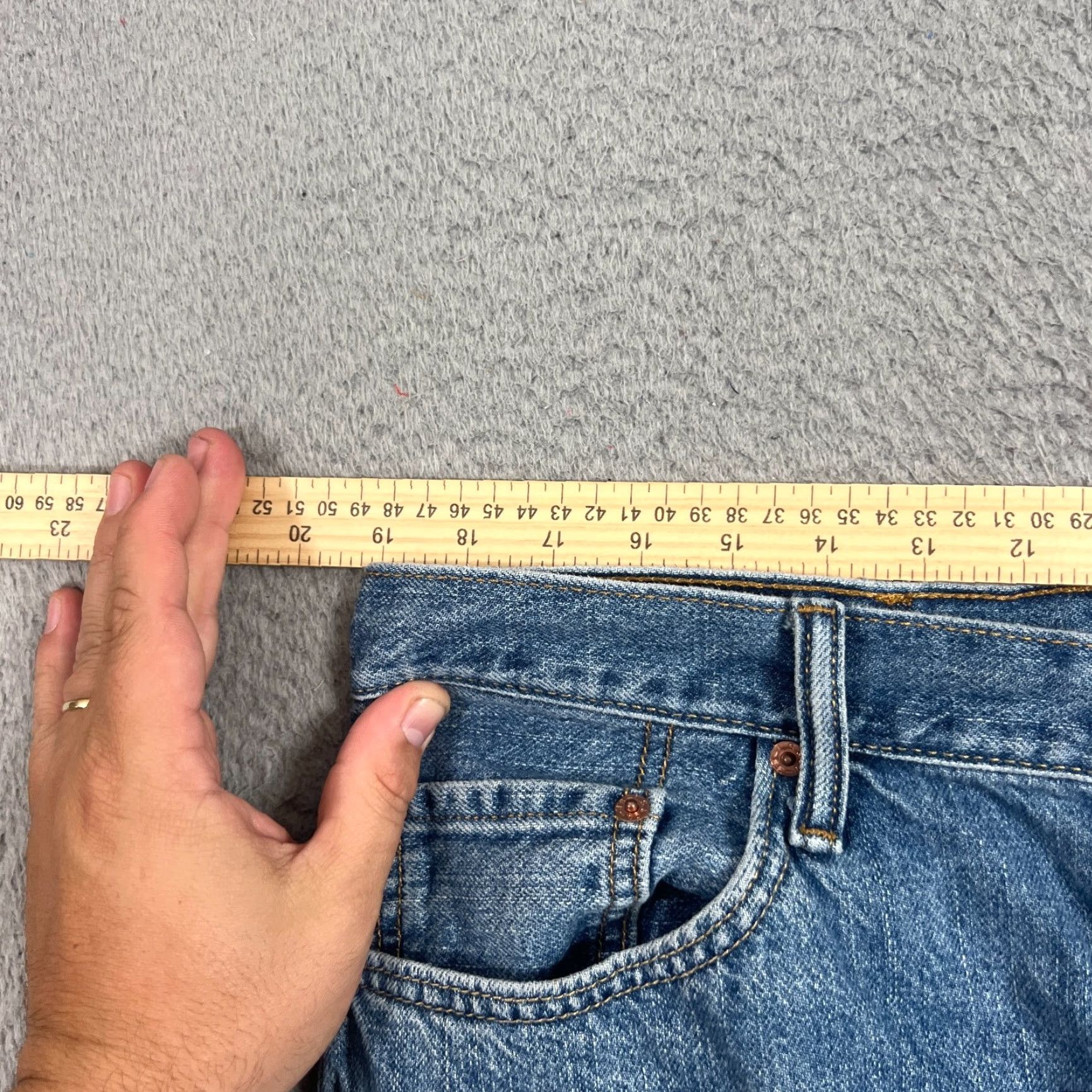 Levi's VINTAGE Levi's 505 Shorts Men 38 Blue Denim Casual Summer Straight Fit 10" Inseam Size US 38 / EU 54 - 5 Thumbnail