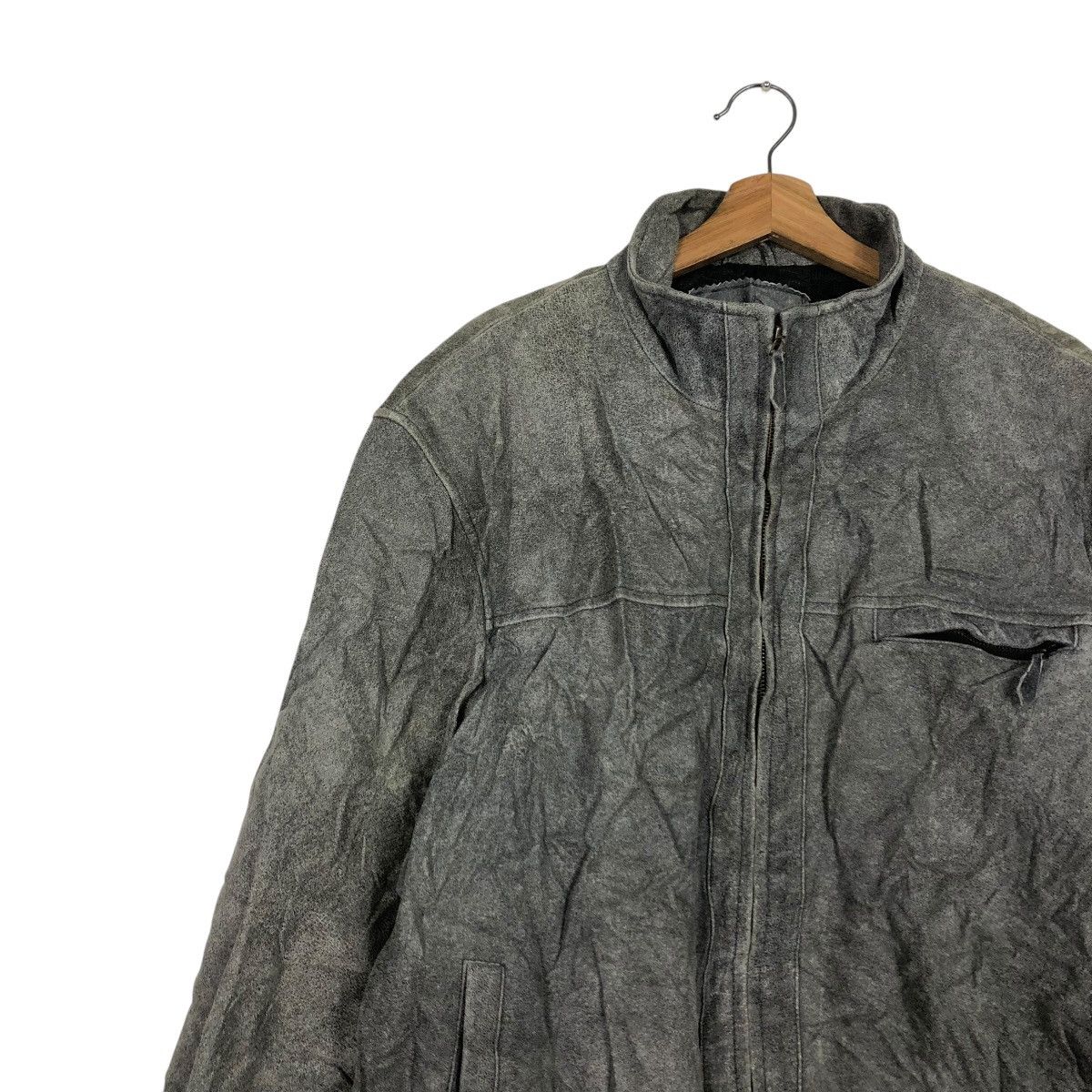 Japanese Brand 🔥VINTAGE BOMBER LEATHER JACKET BIKER DAN VALENTINO PARIS Size US L / EU 52-54 / 3 - 9 Thumbnail
