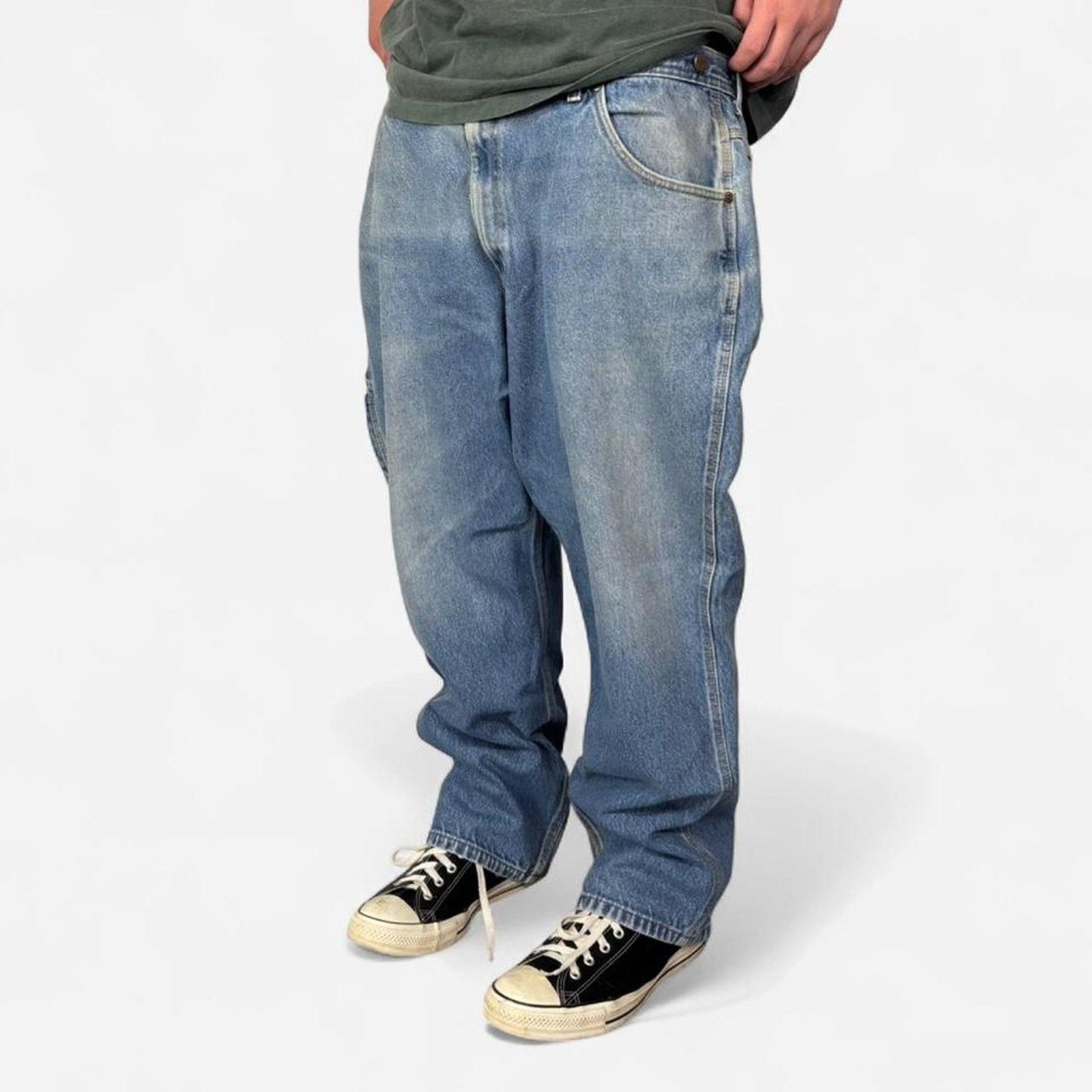 Vintage 90s baggy Light Wash Faded denim jeans Size US 40 / EU 56 - 2 Thumbnail