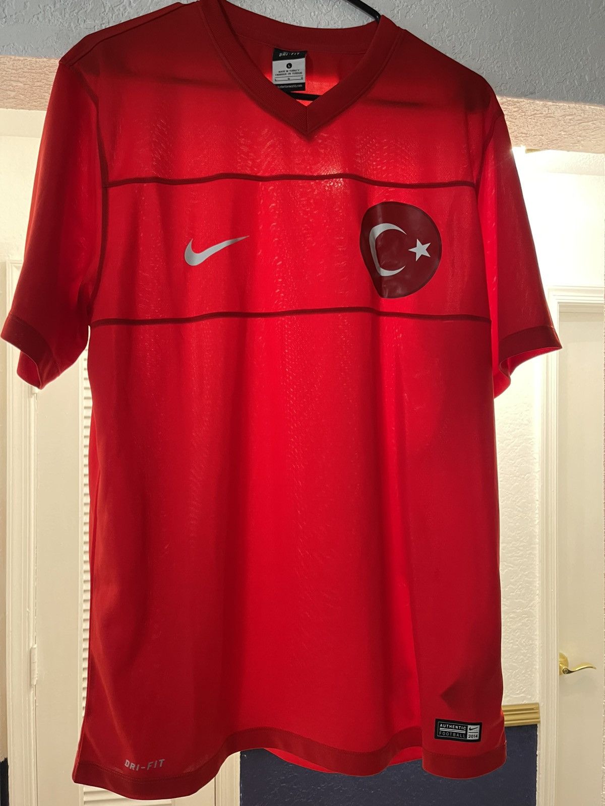 Nike 2014-2016 TURKEY HOME JERSEY L Size US L / EU 52-54 / 3 - 2 Thumbnail