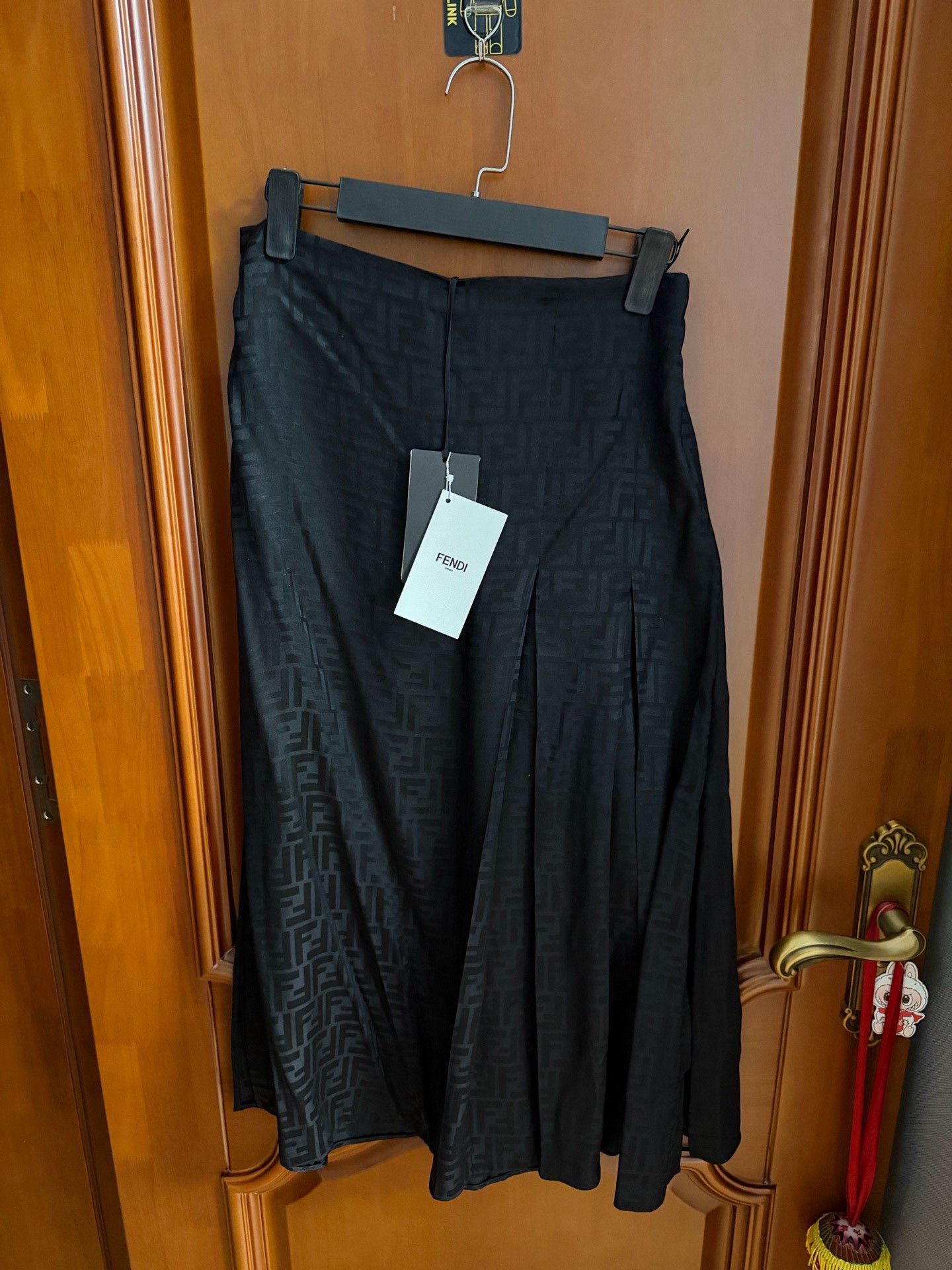 Fendi Fendi Skirt 30 Women Size 30" / US 8 / IT 44 - 1 Thumbnail