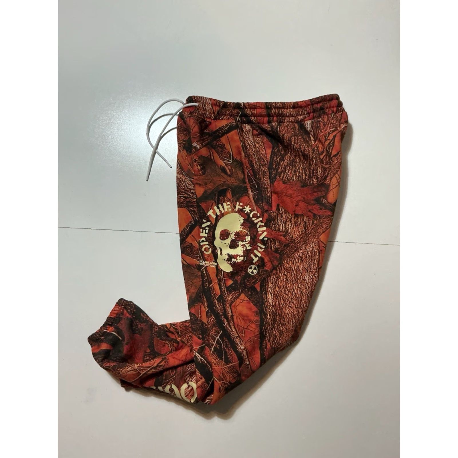 Vintage VINTAGE Rolling Loud Open The Pit OG Skull Orange Camouflage Camo Jogger Sweatpants L Mens Size US 33 - 2 Thumbnail