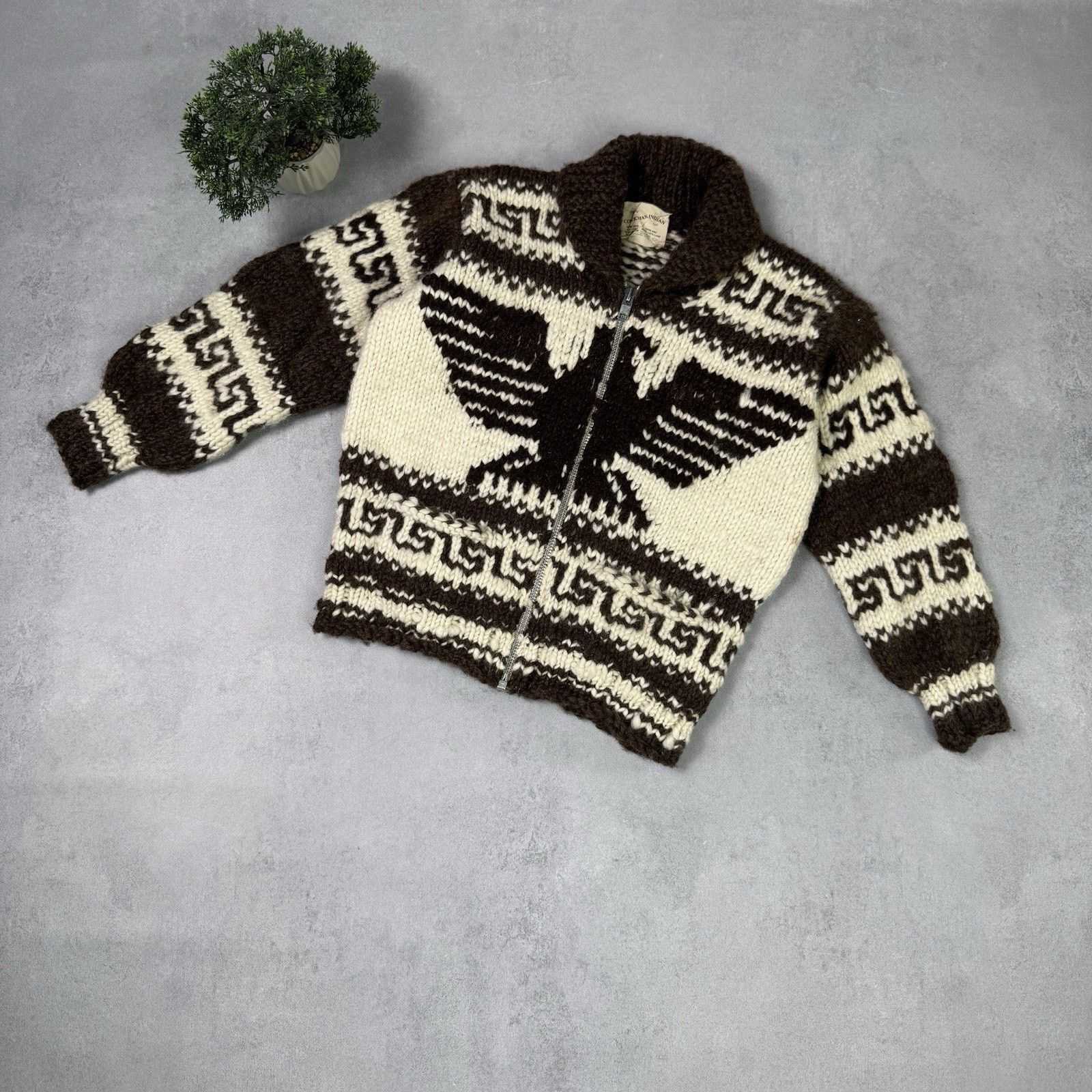 Vintage Vintage Couchan Indian Hand knit Wool Sweater Zip Eagle Size US M / EU 48-50 / 2 - 1 Thumbnail