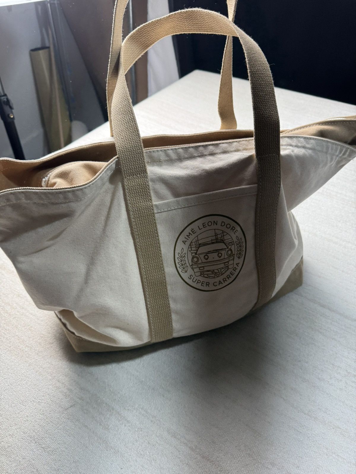 Aime Leon Dore Porsche 911SC grille badge tote Size ONE SIZE - 8 Thumbnail