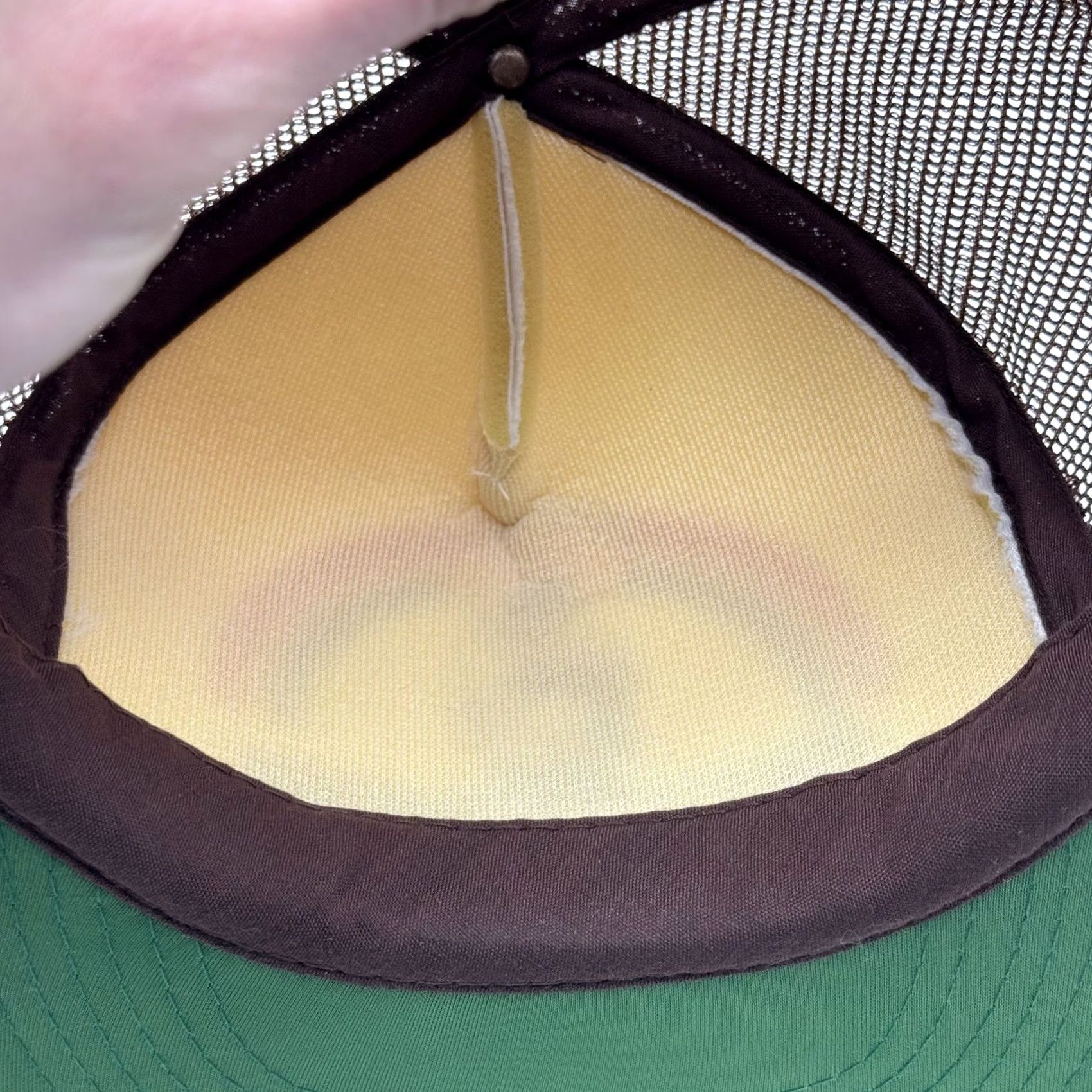Rainbow VINTAGE South of the Border Snapback Trucker Hat Pedro Rainbow Cartoon 80s SOCAL Brown Size ONE SIZE - 8 Thumbnail