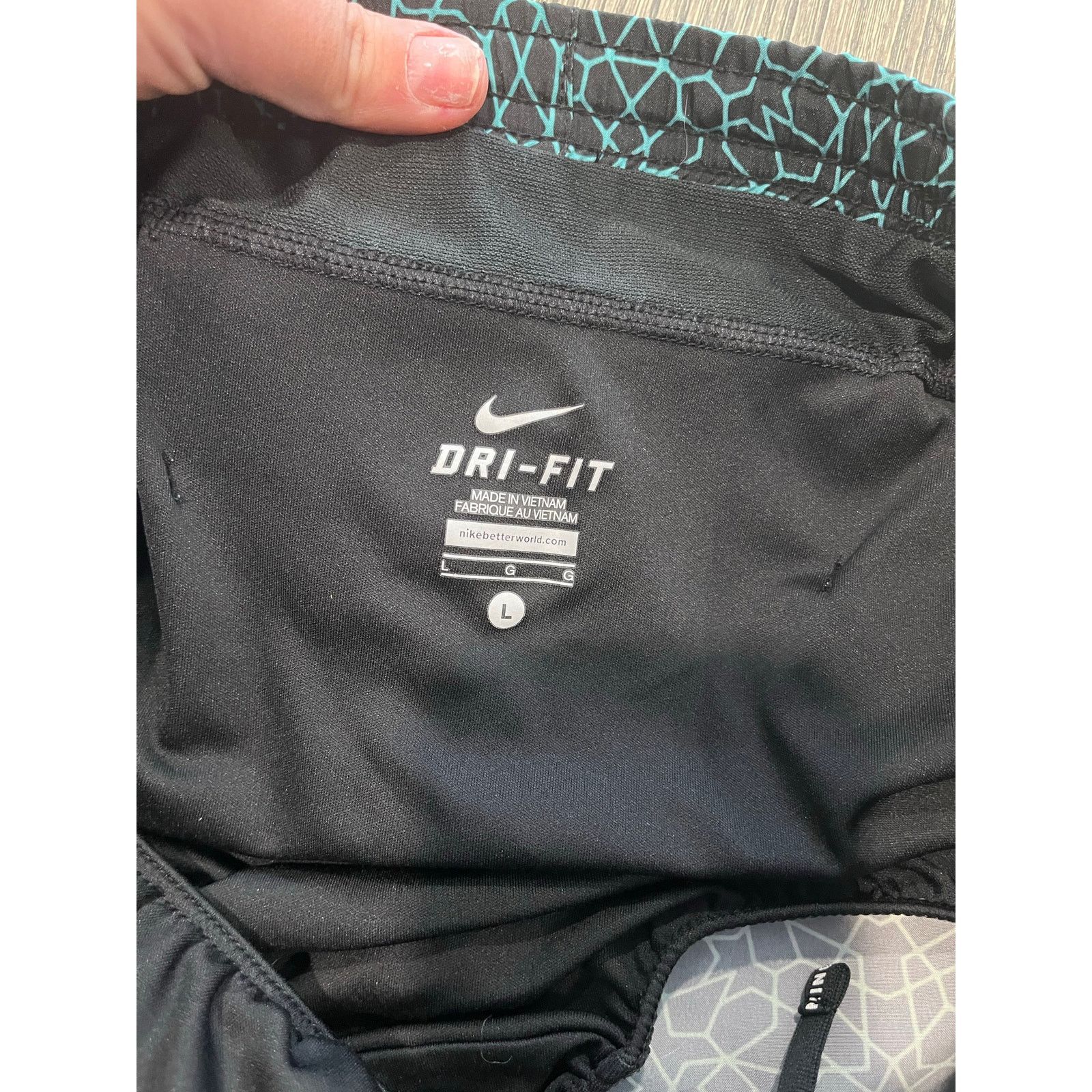Nike Nike Dri-Fit Running Shorts Zip Pocket Lined Black Lime L Size 26" / US 2 / IT 38 - 4 Thumbnail