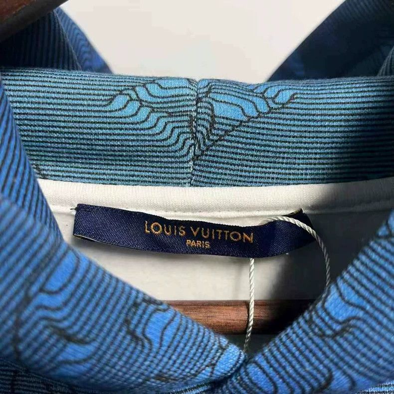 Louis Vuitton louis vuitton Thermal induction full print hoodie 2501-Nex Size US M / EU 48-50 / 2 - 3 Thumbnail
