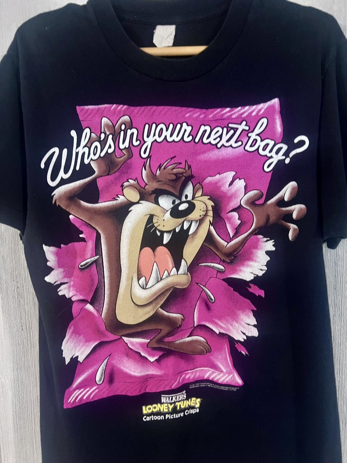Other Vintage 90s Looney Tunes Taz “Who’s in Your Next Bag?” Tee Size US M / EU 48-50 / 2 - 2 Thumbnail