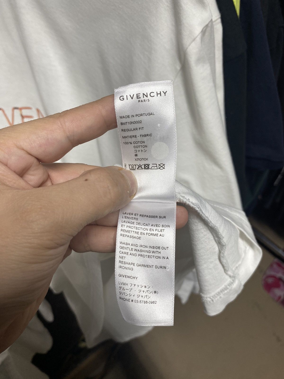 Givenchy Givenchy Spellout street shirt Preowned Large Size US L / EU 52-54 / 3 - 7 Thumbnail