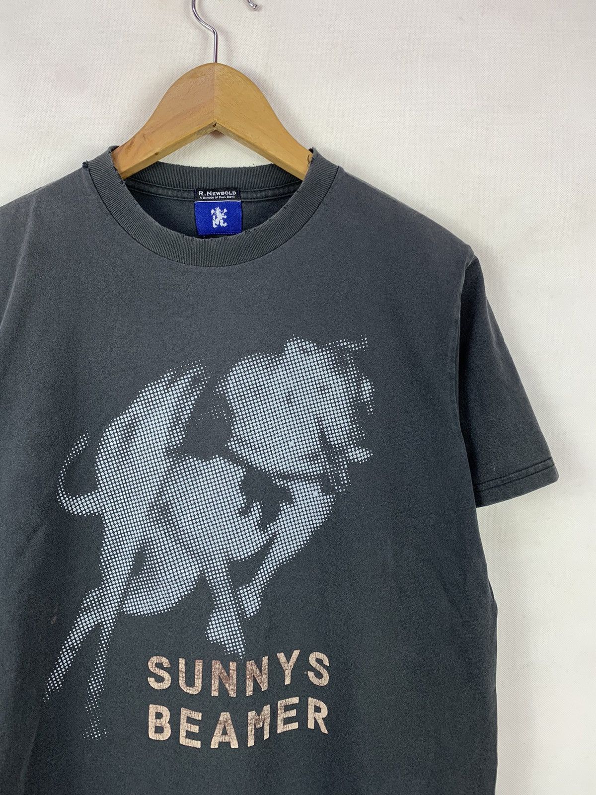Paul Smith Rare! R Newbold Paul Smith Distressed Punk Design Tee Size US M / EU 48-50 / 2 - 2 Thumbnail