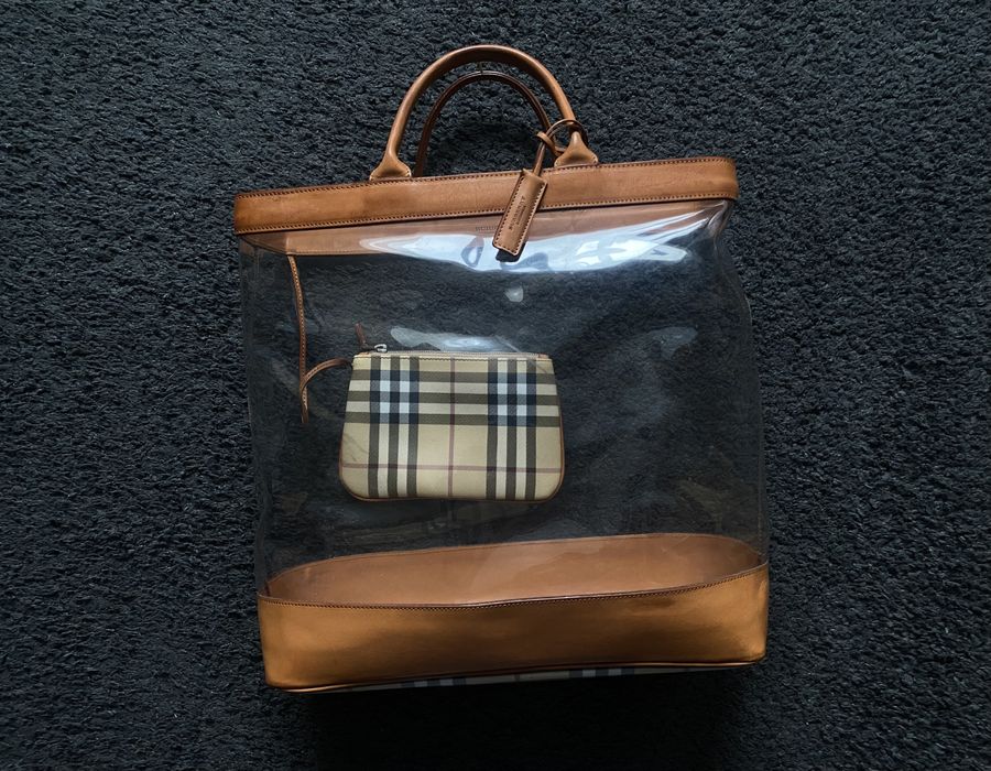 Burberry transparent online bag