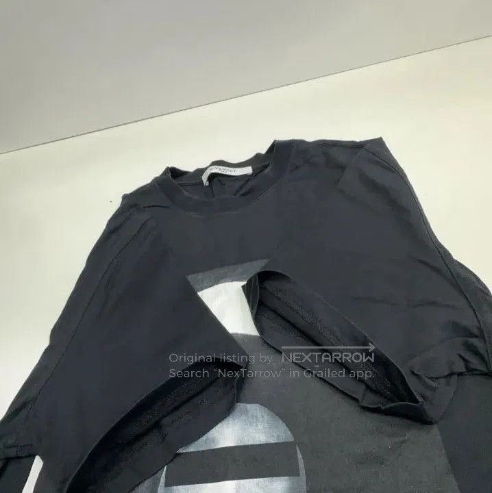 Givenchy Givenchy Casual Round Neck Graphic T-Shirt. Size US S / EU 44-46 / 1 - 8 Thumbnail
