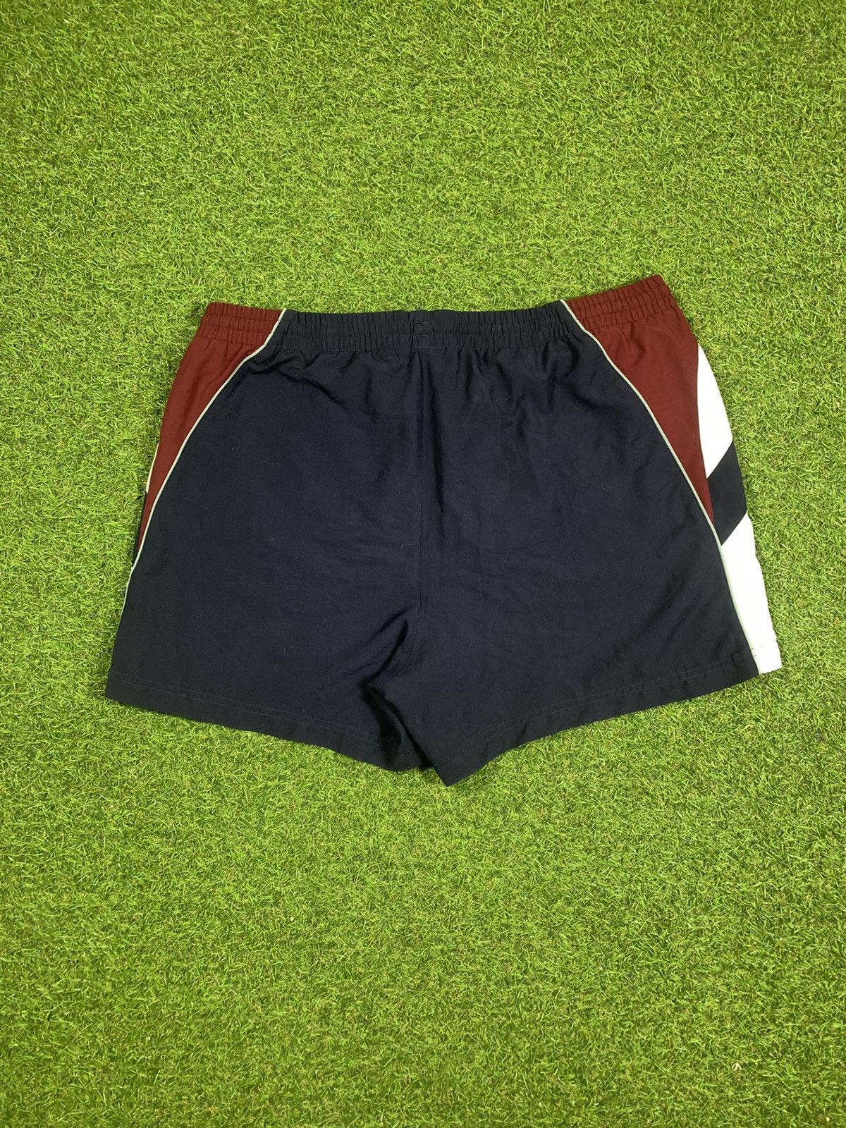 Adidas Vintage 90s Adidas shorts streetwear style size L Size US 34 / EU 50 - 4 Thumbnail