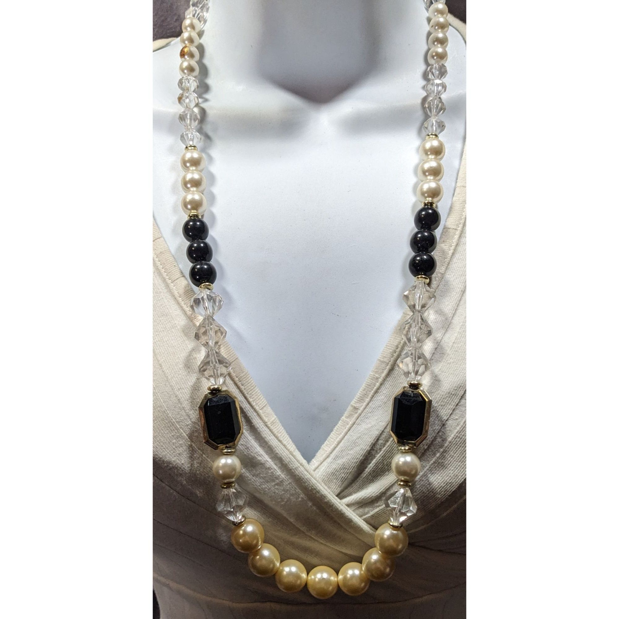 Other Elegant Glam Faux Pearl And Gem Beaded Necklace Size ONE SIZE - 2 Thumbnail